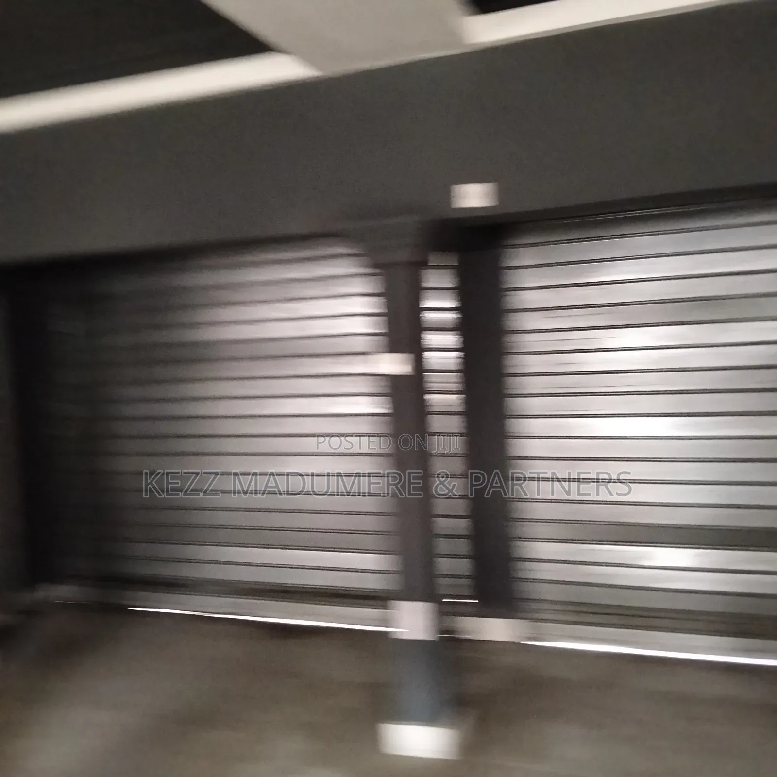 To Let : Mini Standard Shop at Rumumasi, Ph in Port-Harcourt