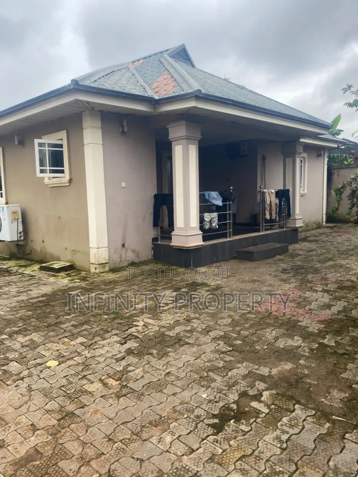 3bdrm Block of Flats in Ugbor, Benin City for sale in Benin City