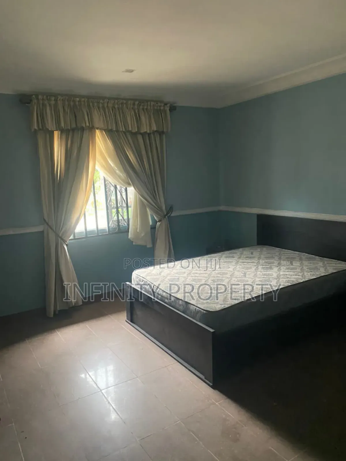 3bdrm Block of Flats in Ugbor, Benin City for sale in Benin City