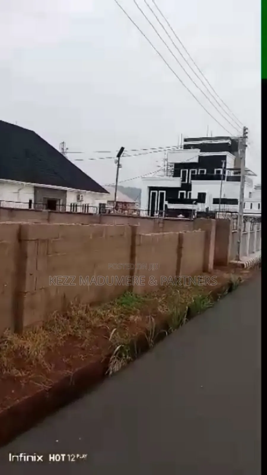 For Sale : 1000 SQMTS at WTC Estate Enugu in Enugu