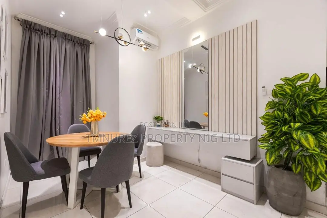 Furnished 4bdrm Duplex in Chevron for rent in Chevron