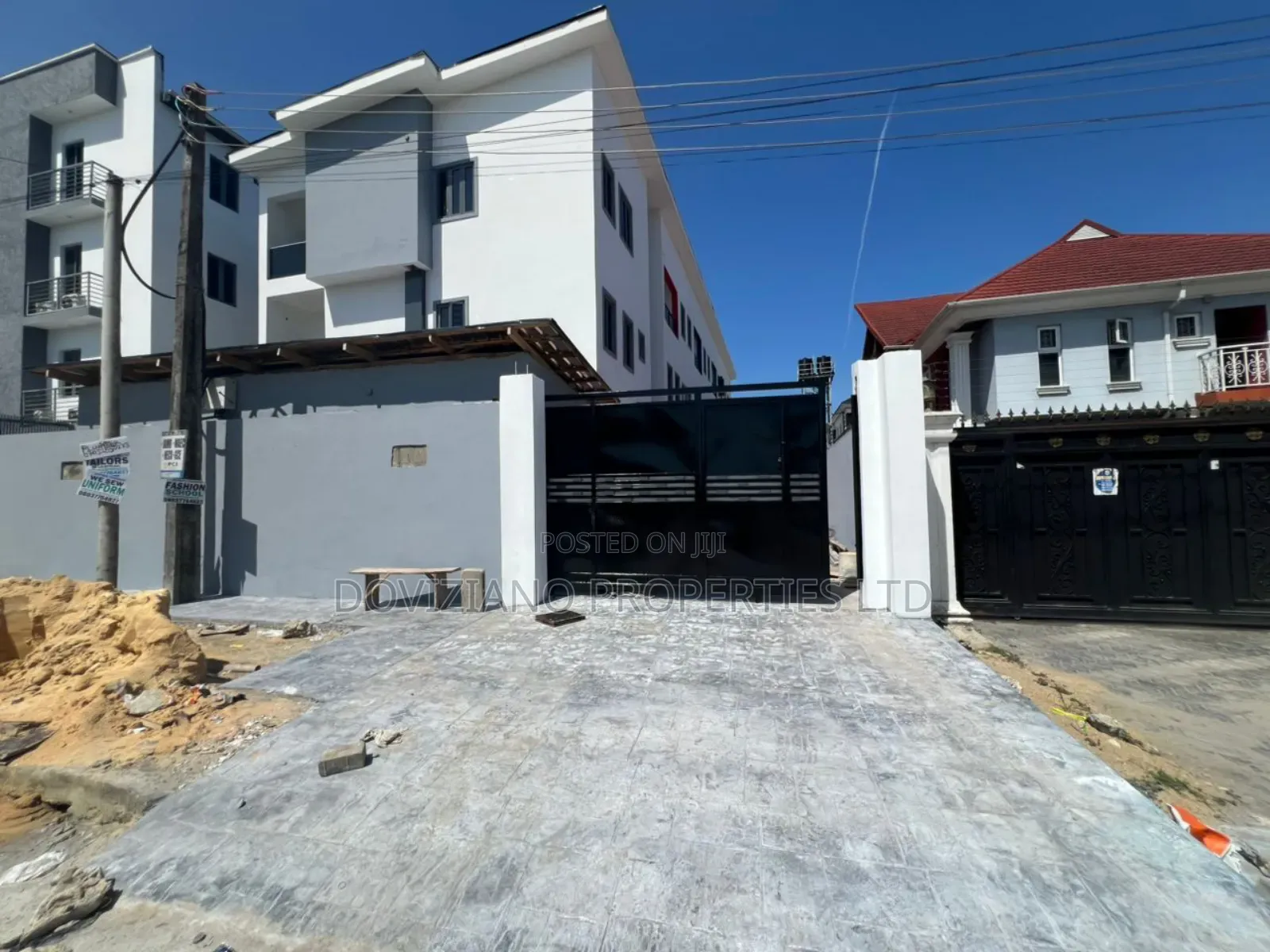 4bdrm Duplex in Ikate-Elegushi for sale in Ikate-Elegushi