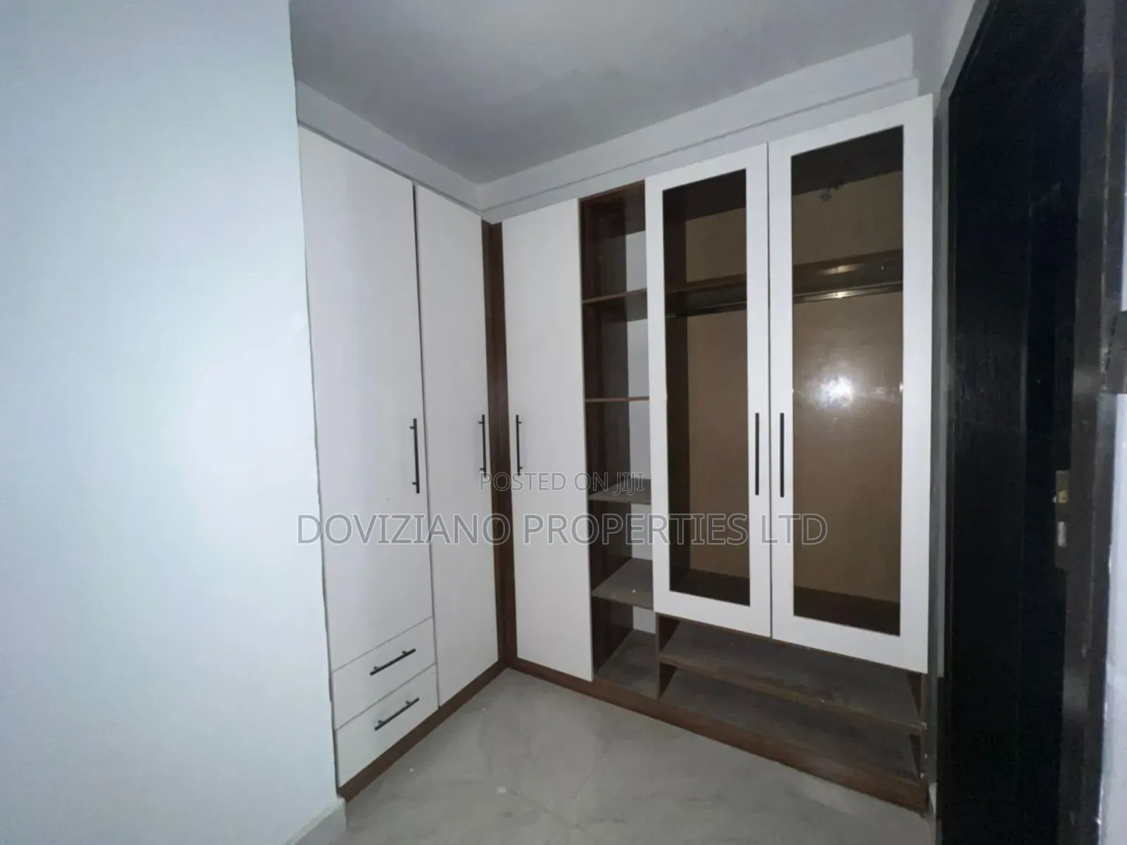 4bdrm Duplex in Ikate-Elegushi for sale in Ikate-Elegushi
