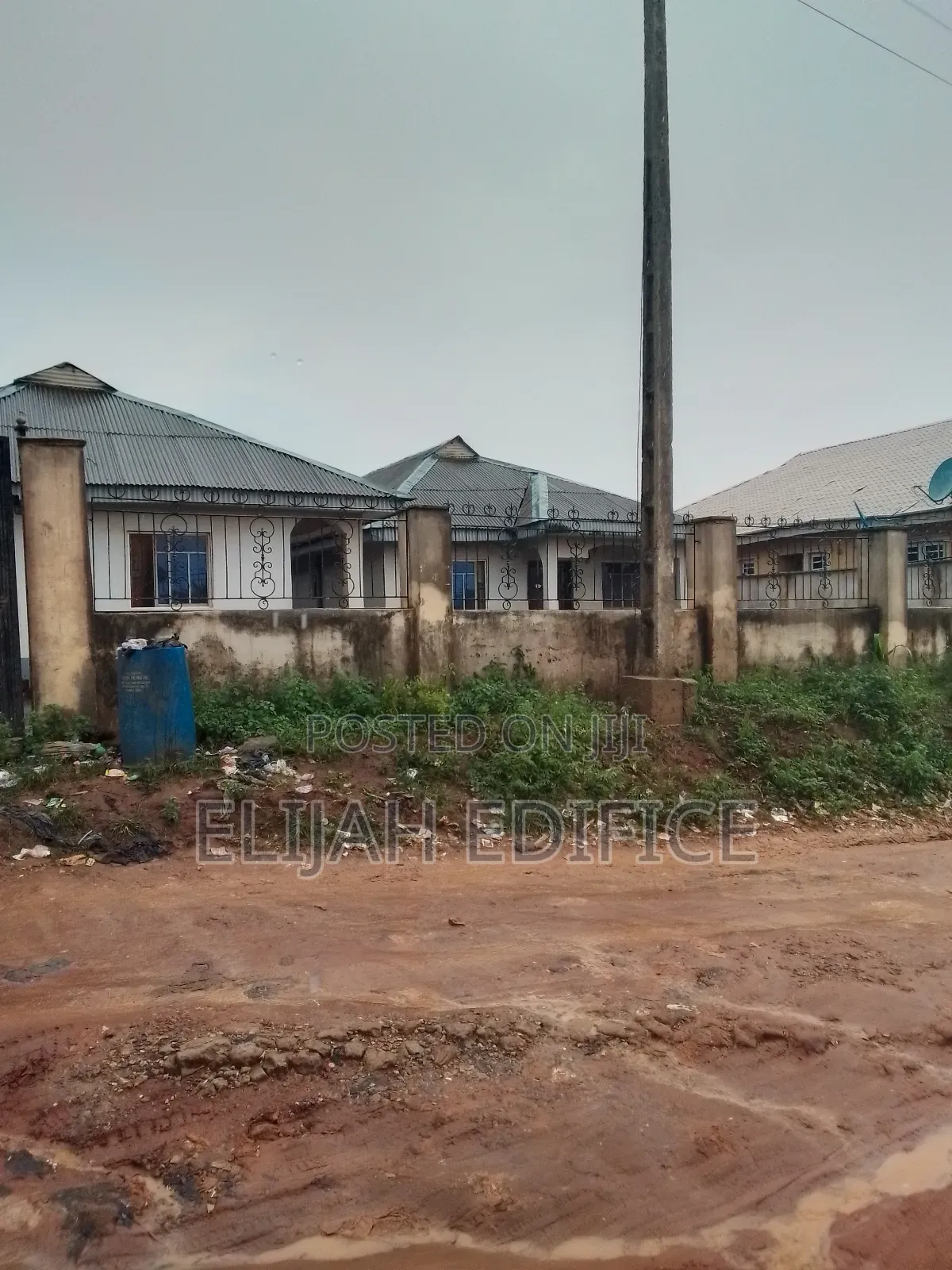 9bdrm Block of Flats in Parkview, Ijede / Ikorodu for sale in Ijede / Ikorodu