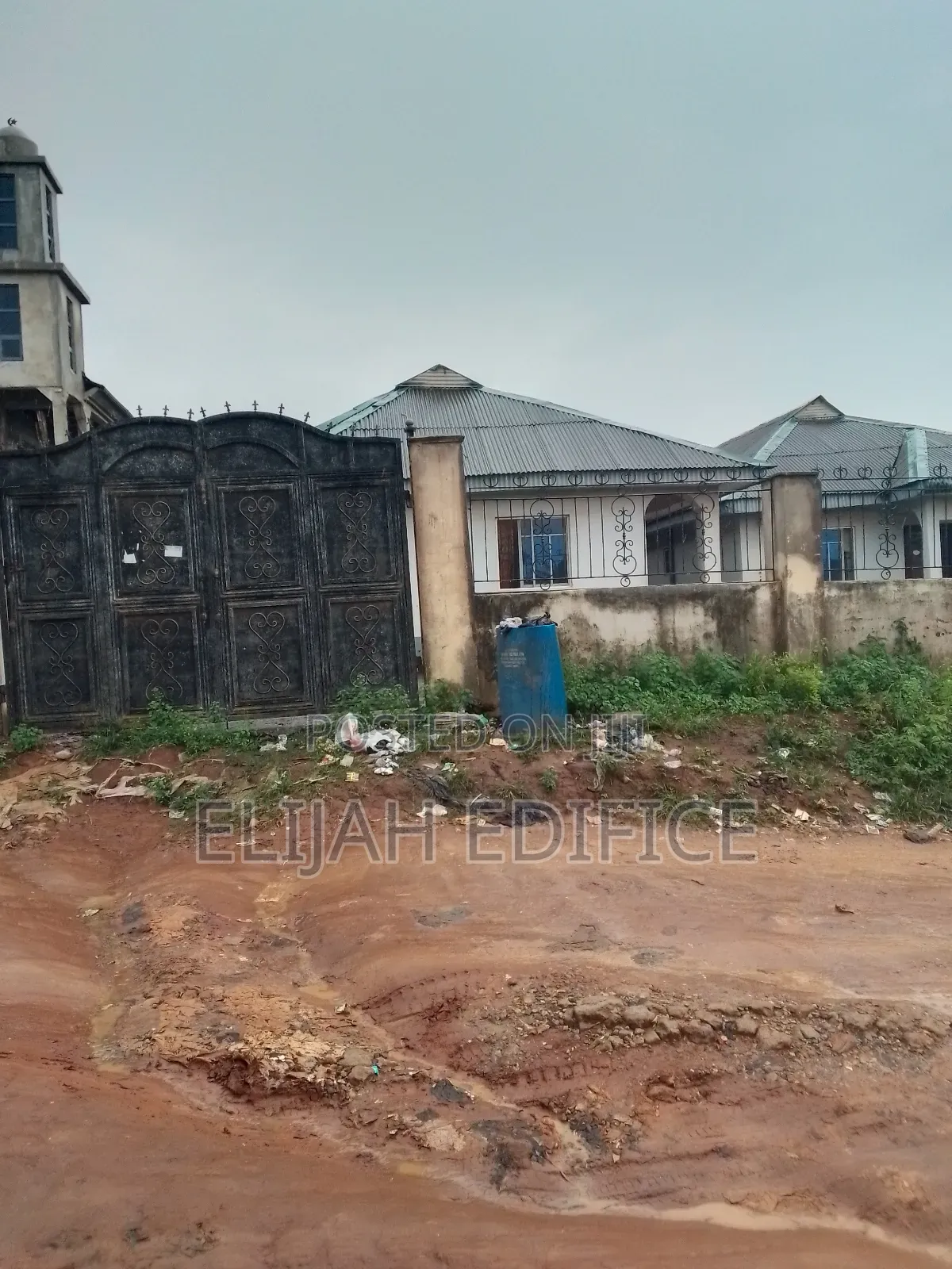 9bdrm Block of Flats in Parkview, Ijede / Ikorodu for sale in Ijede / Ikorodu