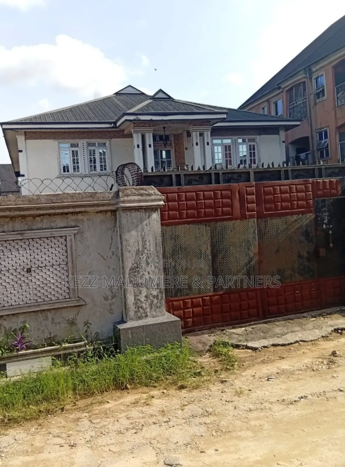 4bdrm Duplex in Sars Road, Port for sale in Port-Harcourt