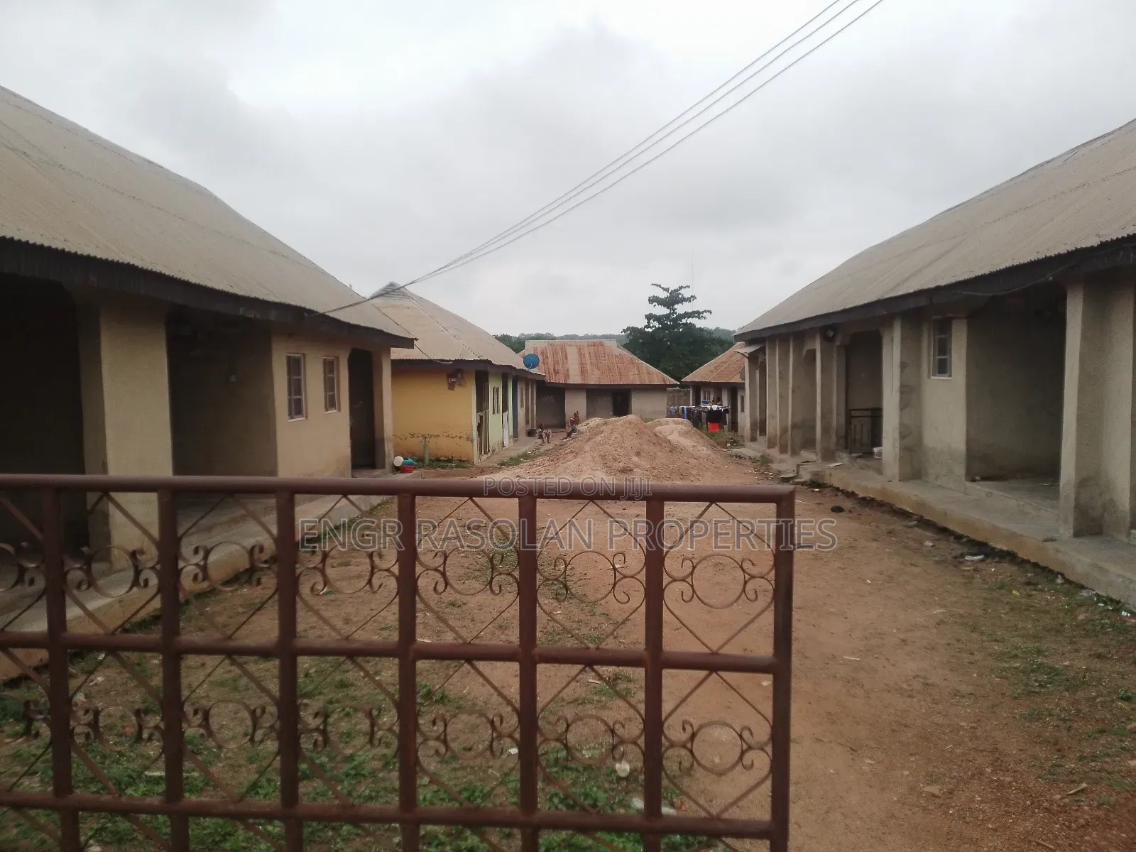 Furnished 1bdrm Block of Flats in Idofian, Ifelodun-Kwara for sale in Ifelodun-Kwara