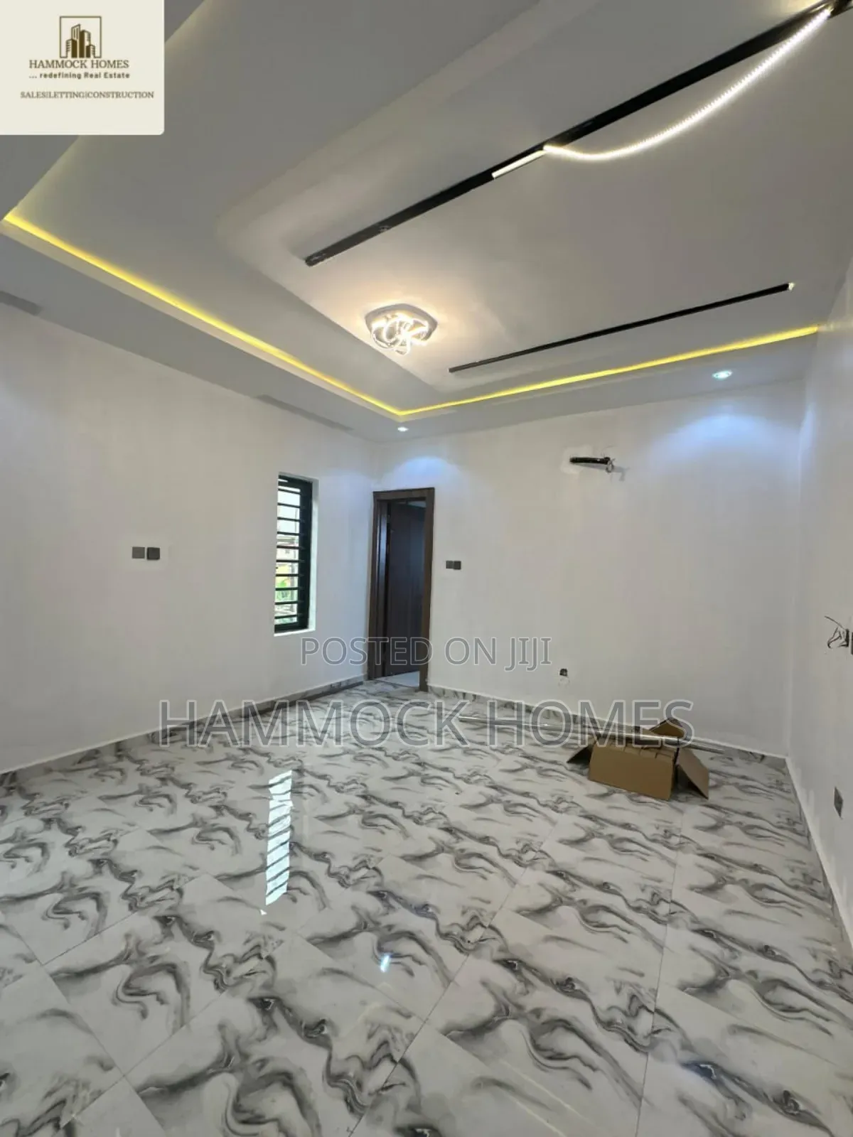 5bdrm Duplex in Star Gate, Oluyole for sale in Oluyole Estate