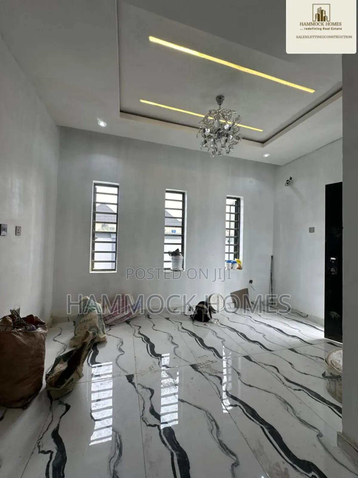 5bdrm Duplex in Star Gate, Oluyole for sale in Oluyole Estate