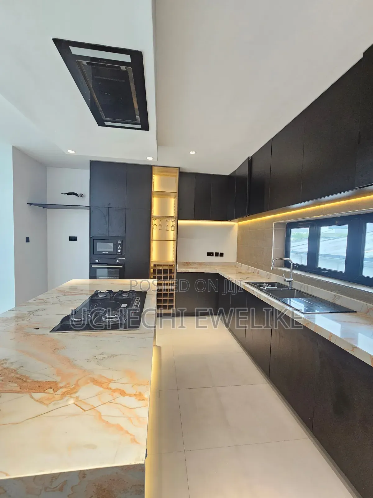 5bdrm Duplex in Lekki for sale in Lekki