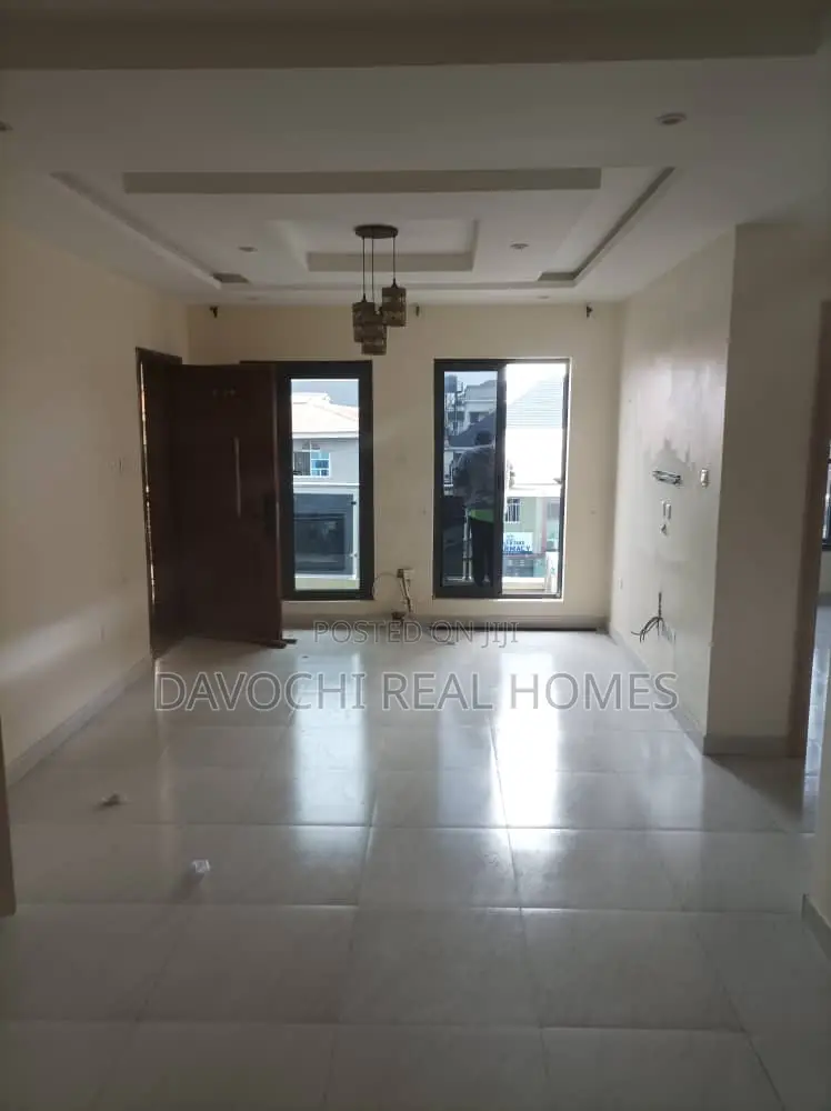 2bdrm Apartment in Ikate Elegushi for rent in Ikate-Elegushi
