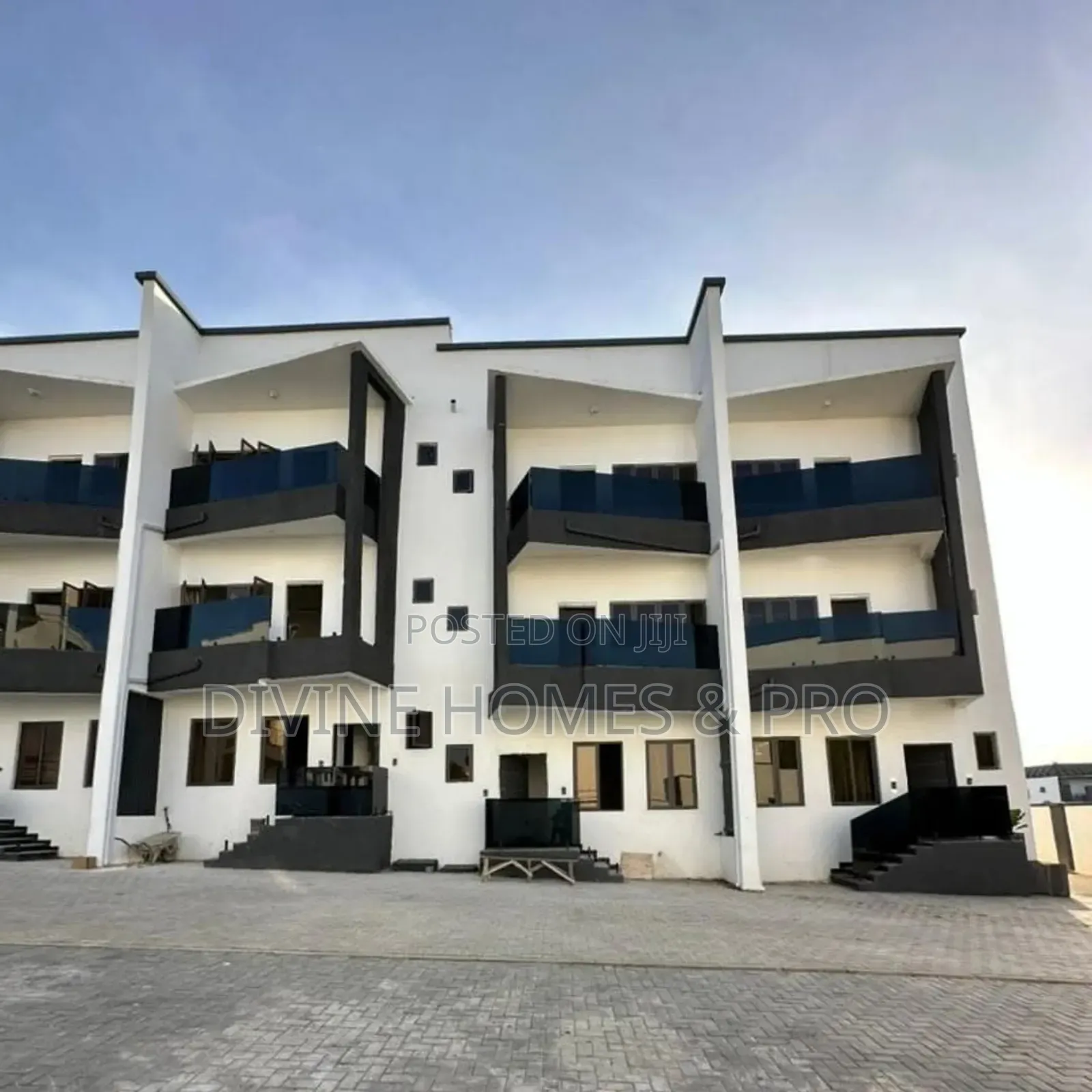 4bdrm Townhouse/Terrace in Wuse Abuja for sale in Wuse