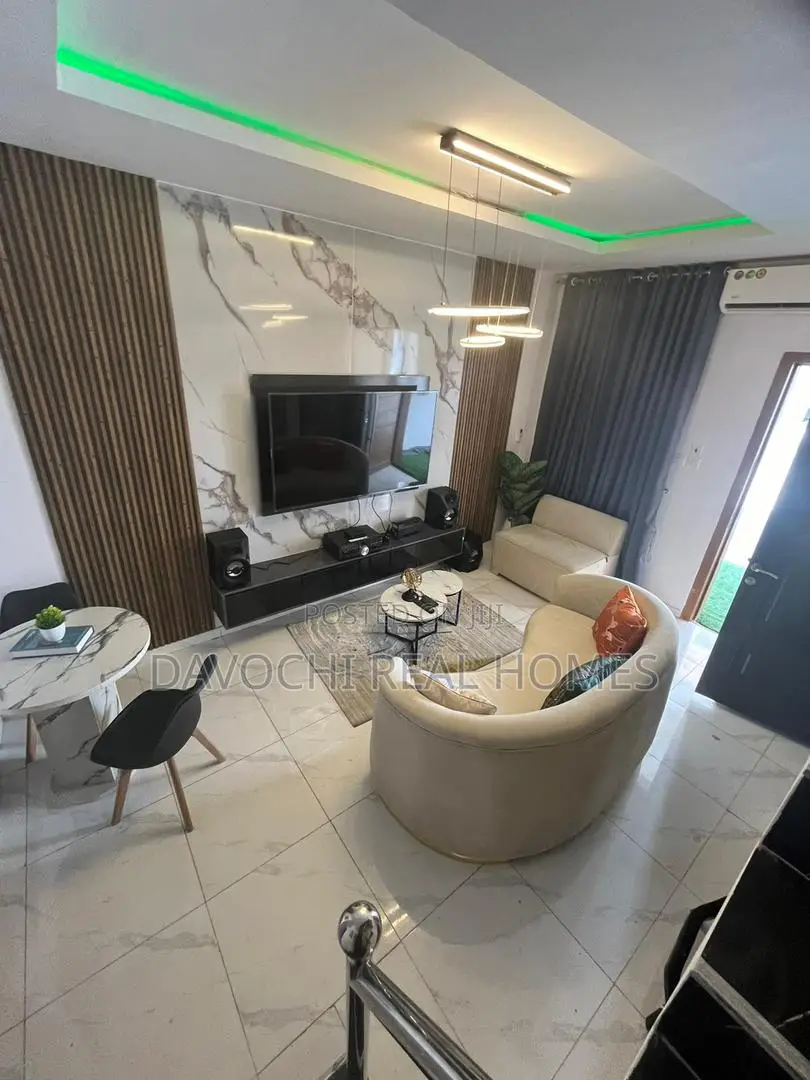 Furnished 3bdrm Apartment in Ikota Villa for rent in Ikota