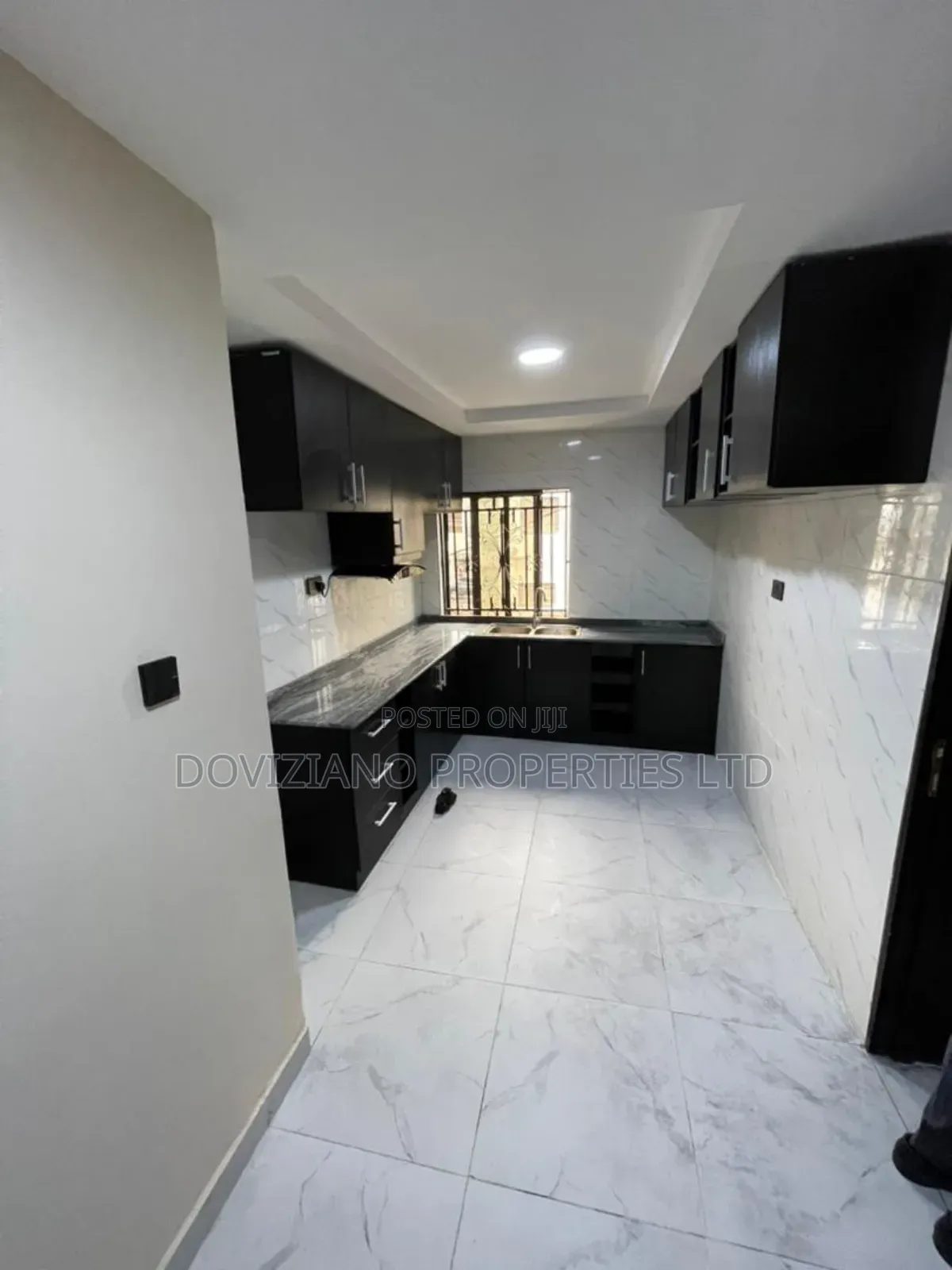 3bdrm Apartment in Ikeja GRA for rent in Ikeja GRA