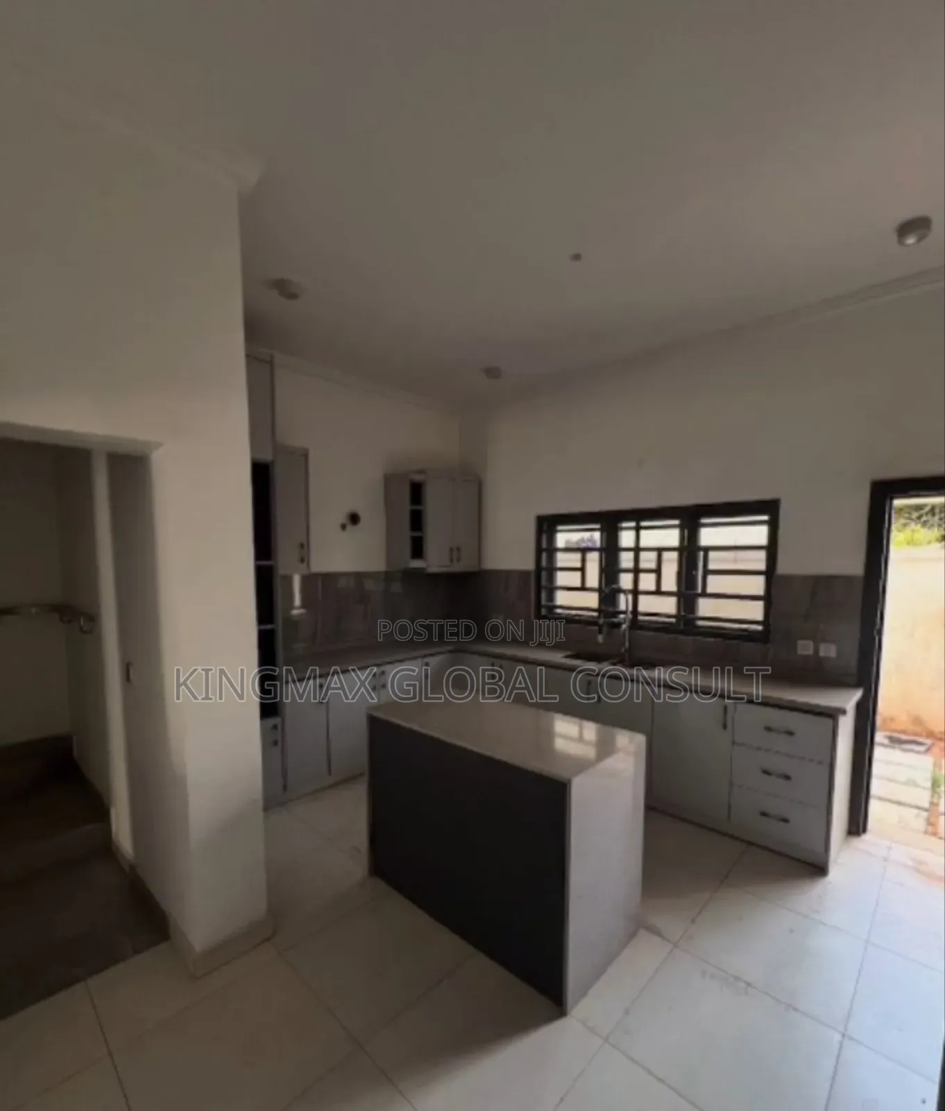 4bdrm Duplex in Maitama Abuja for sale in Maitama