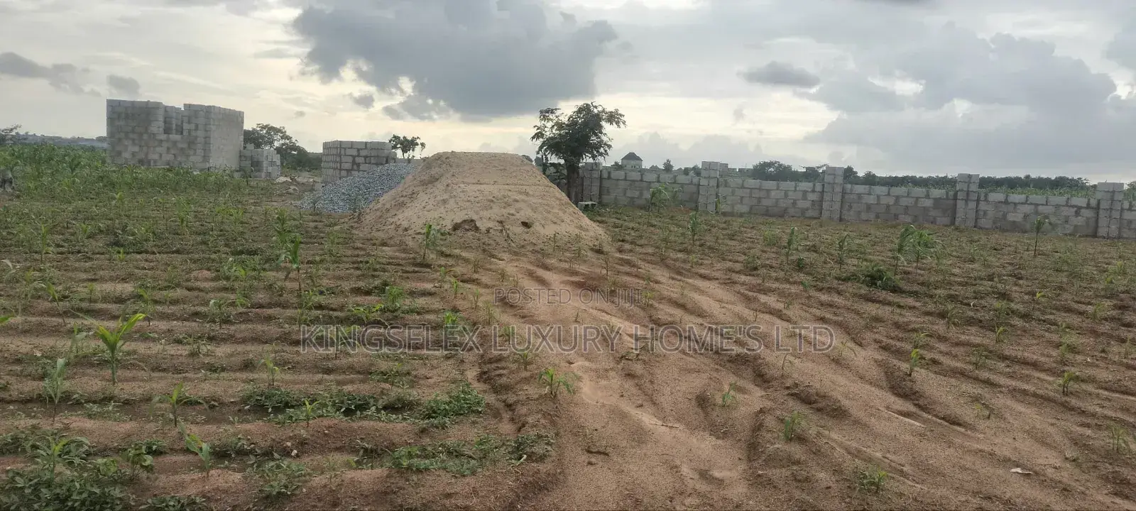 180sqm Estate Plot for a 2 Bedroom Terrace Duplex in Sabon Lugbe