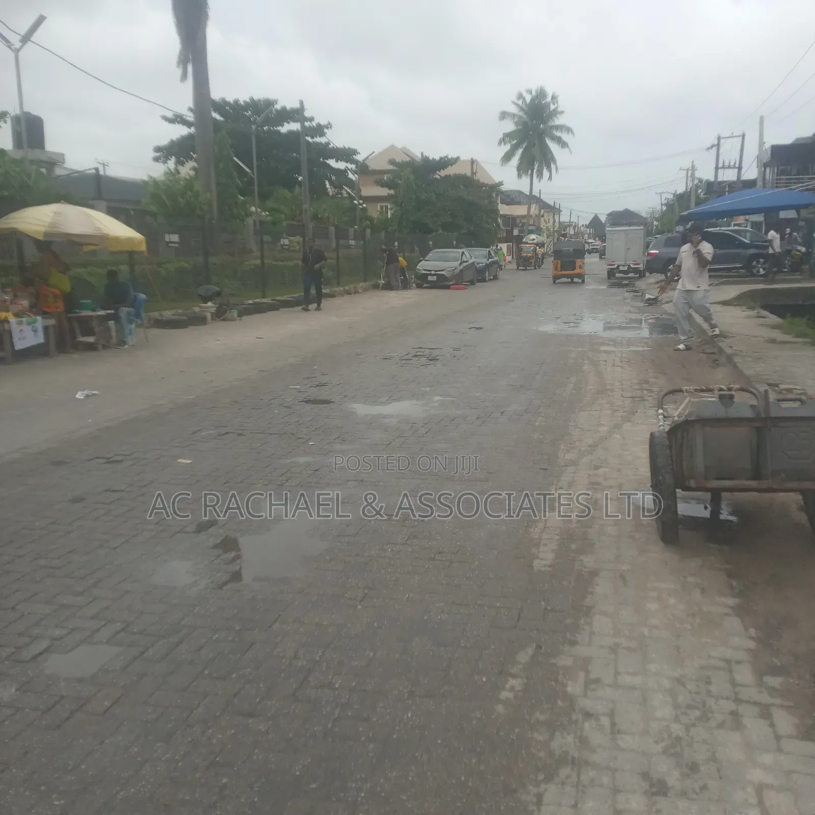2400sqm Warehouse Off Oshodi Apapa Express Second Rainbow in Amuwo-Odofin