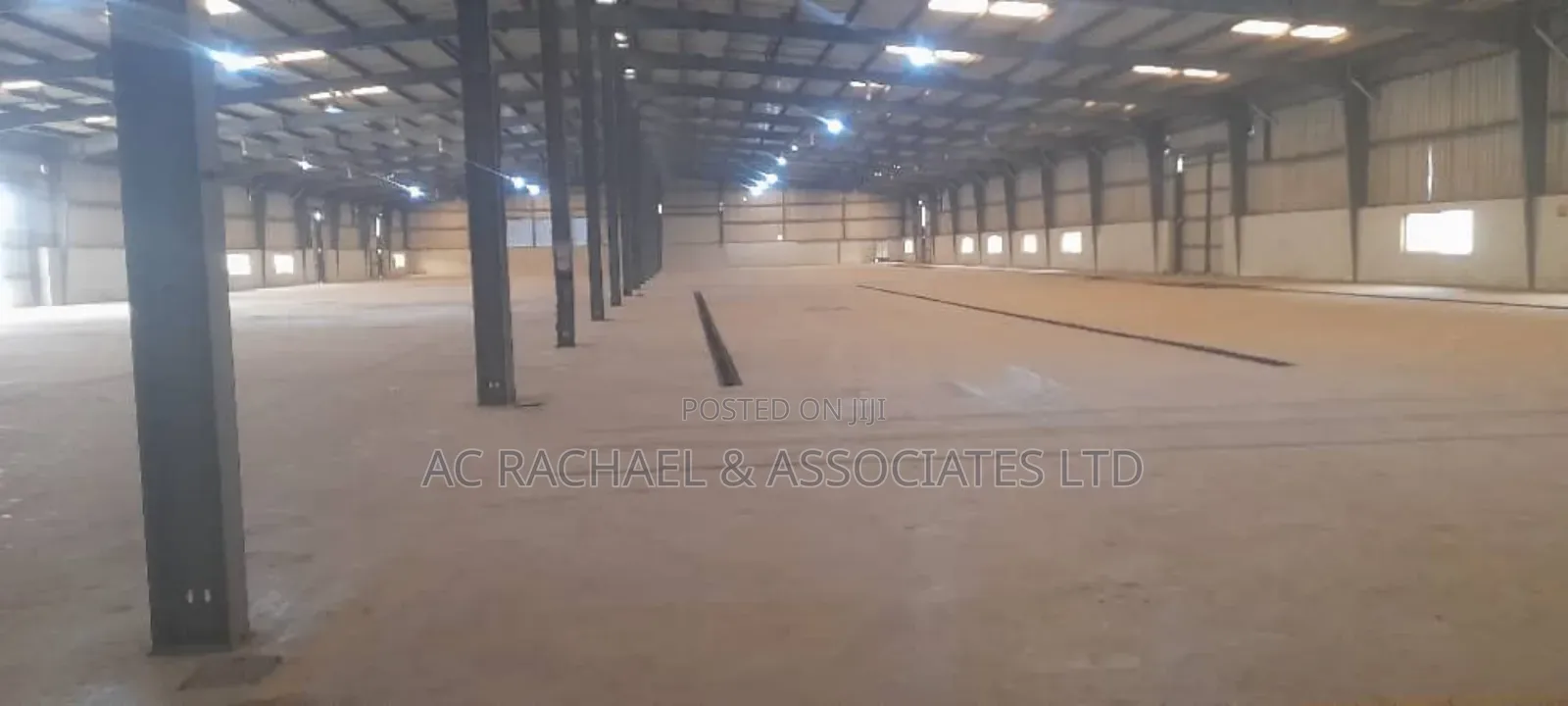2400sqm Warehouse Off Oshodi Apapa Express Second Rainbow in Amuwo-Odofin