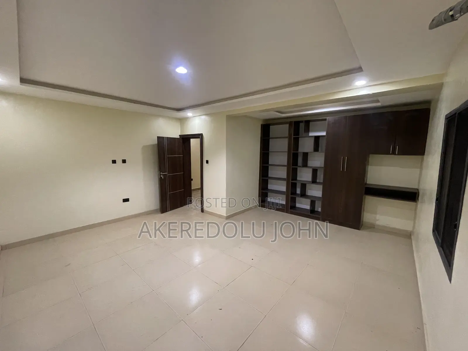 5bdrm Duplex in Guzape District for sale in Guzape District