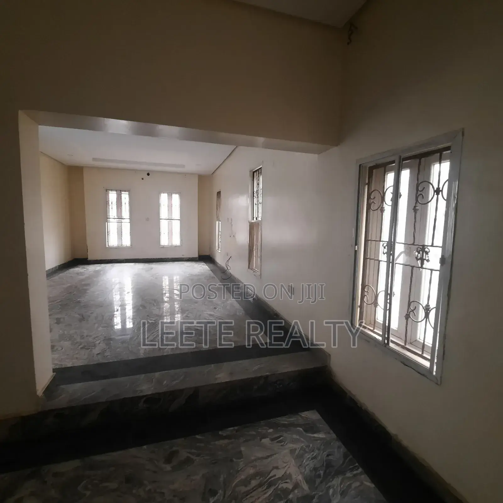 6bdrm Duplex in Asokoro for sale in Asokoro