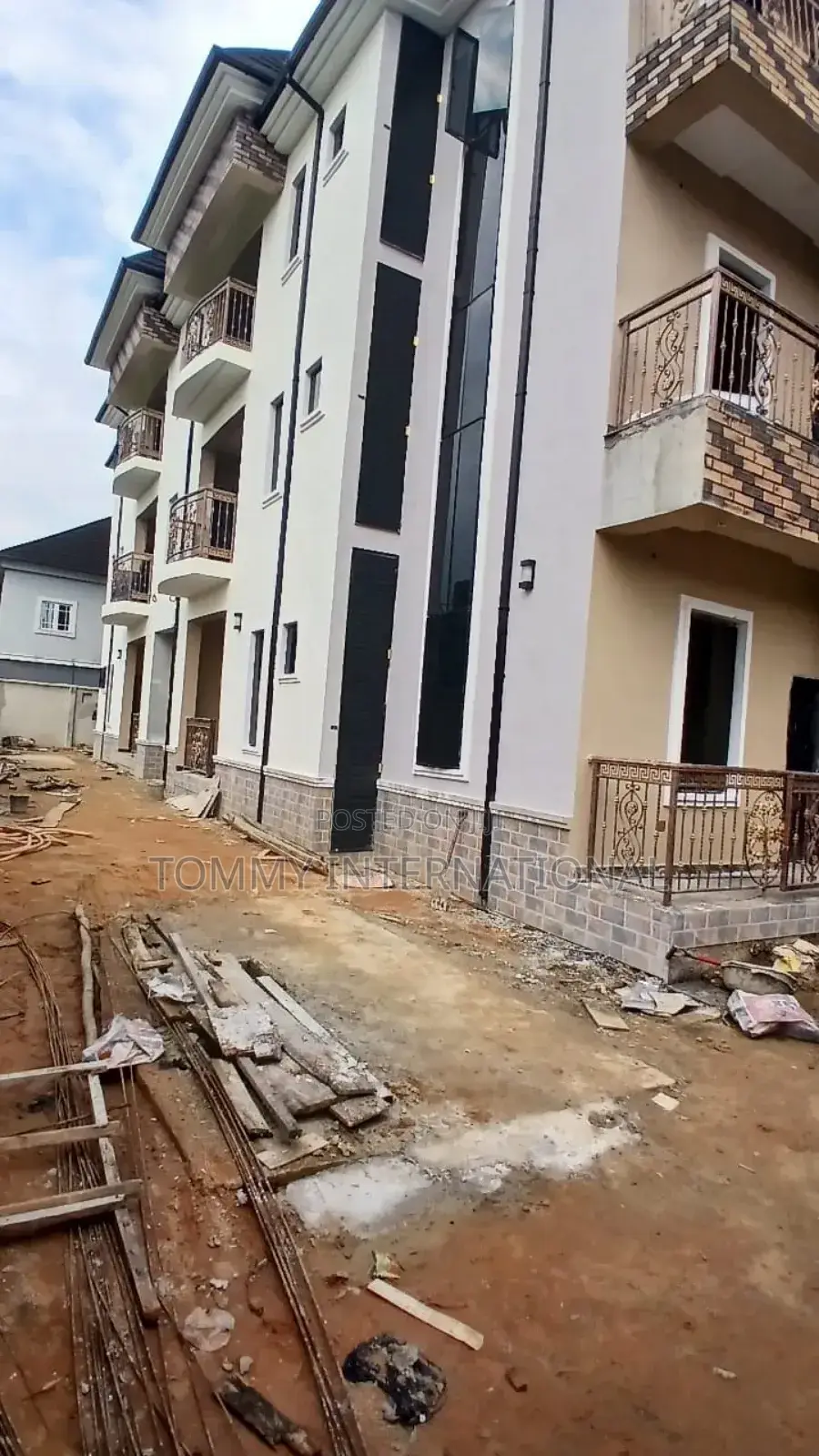 2bdrm Block of Flats in Shell Cooperative, Port-Harcourt for rent in Port-Harcourt