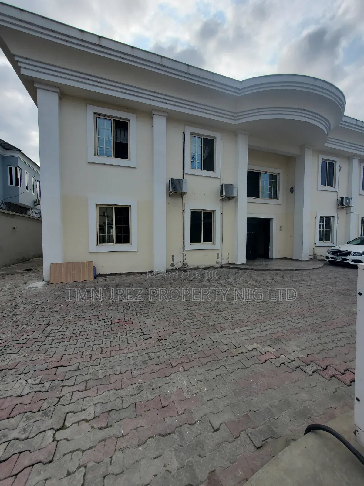 5bdrm Apartment in Lekki Phase1 for rent in Lekki Phase 1