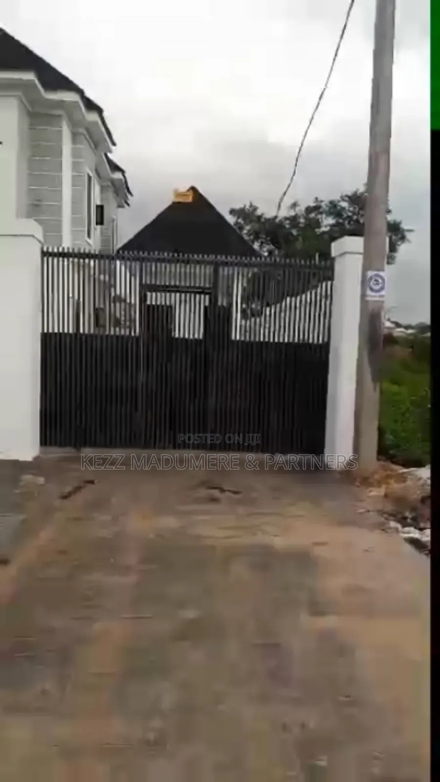 4bdrm Block of Flats in Thinker'S Corner for sale in Enugu