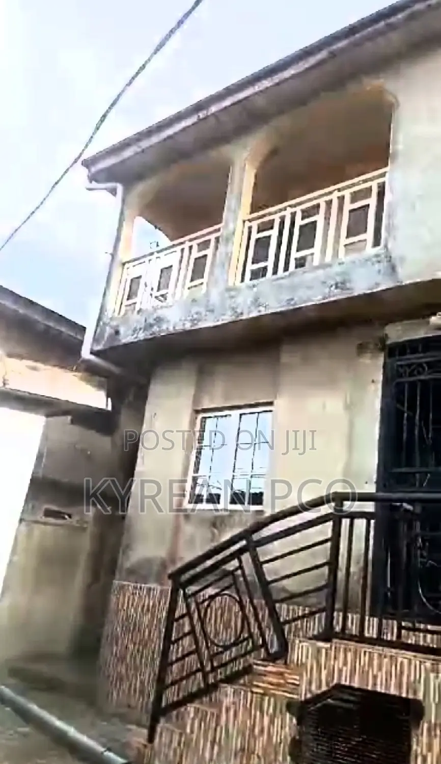 2bdrm Block of Flats in Eyita, Ikorodu for sale in Ikorodu