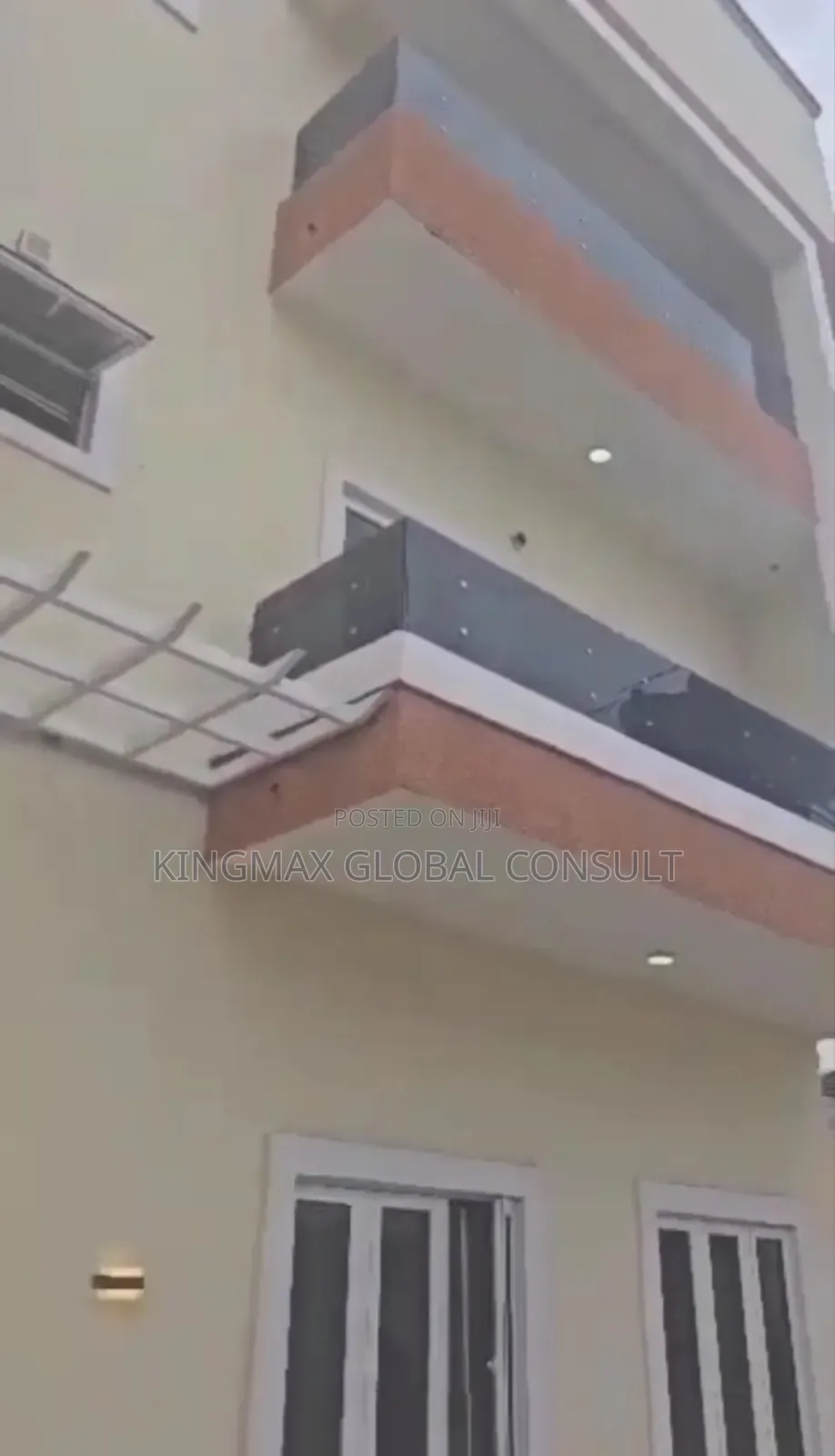 4bdrm Duplex in Guzape Main Abuja for sale in Guzape District