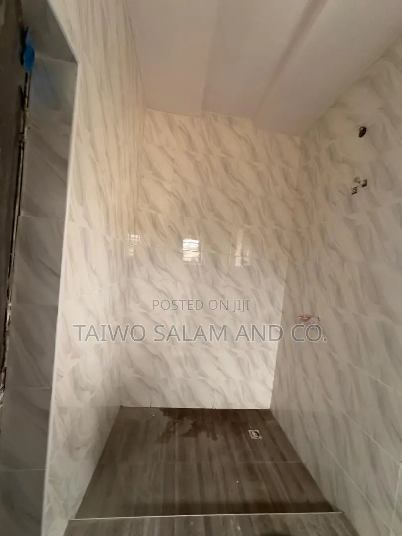 3bdrm Duplex in Akobo for sale in Akobo
