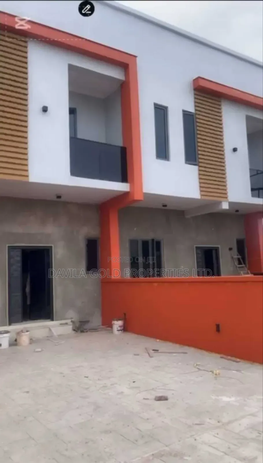12bdrm Duplex in Benin City for sale in Benin City