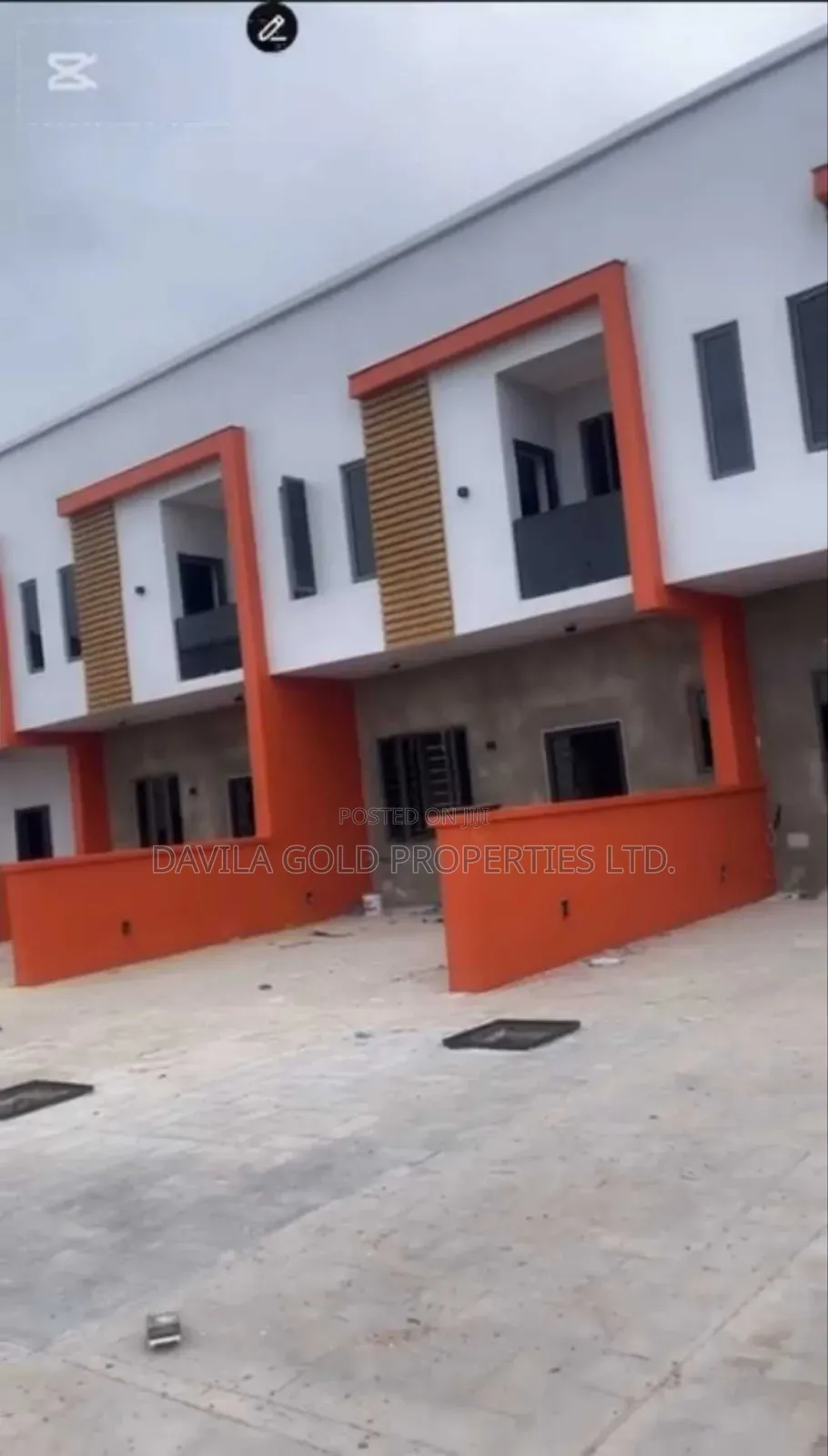 12bdrm Duplex in Benin City for sale in Benin City