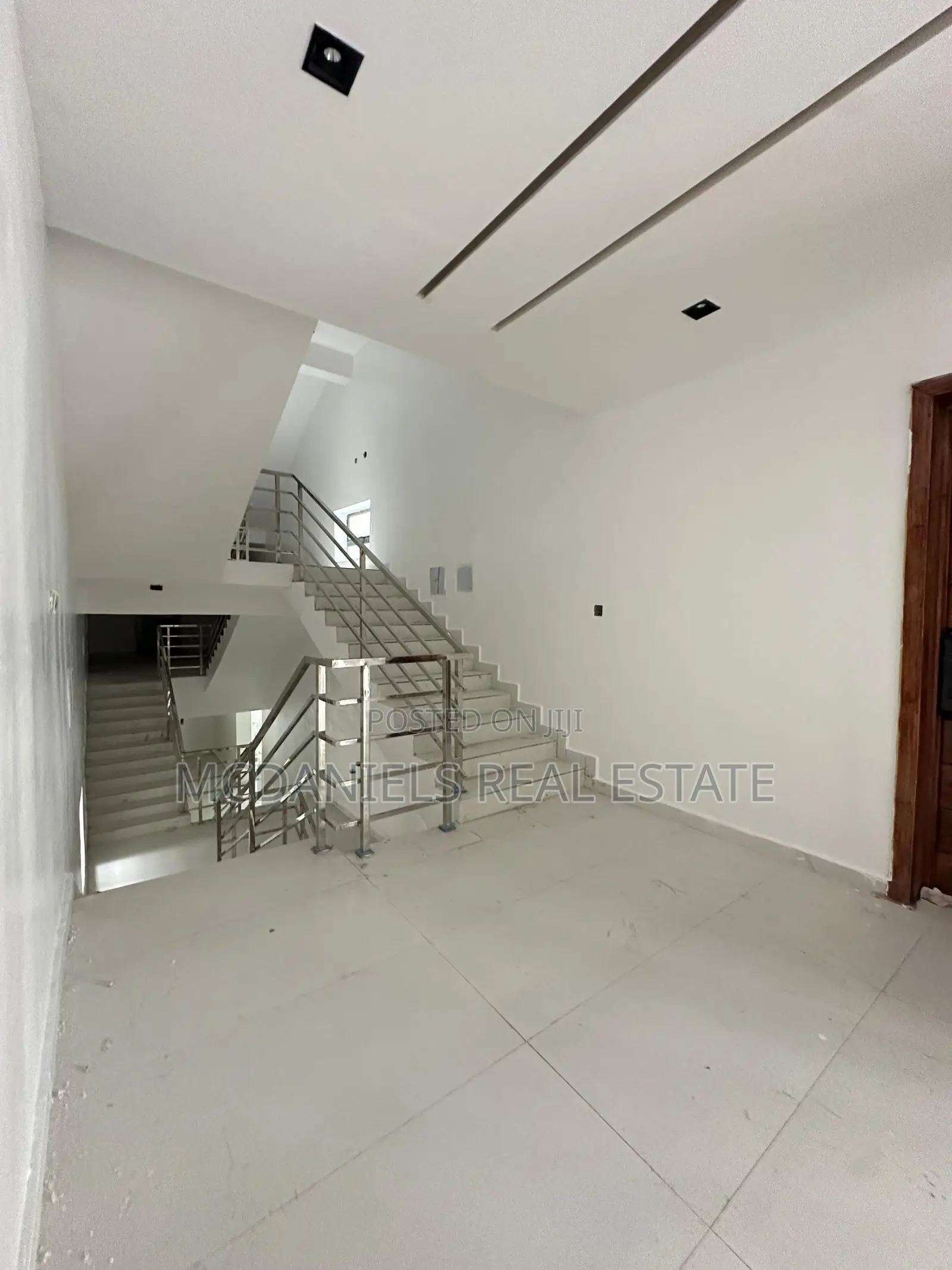 Furnished 2bdrm Apartment in Lekki Phase 1 for sale in Lekki Phase 1