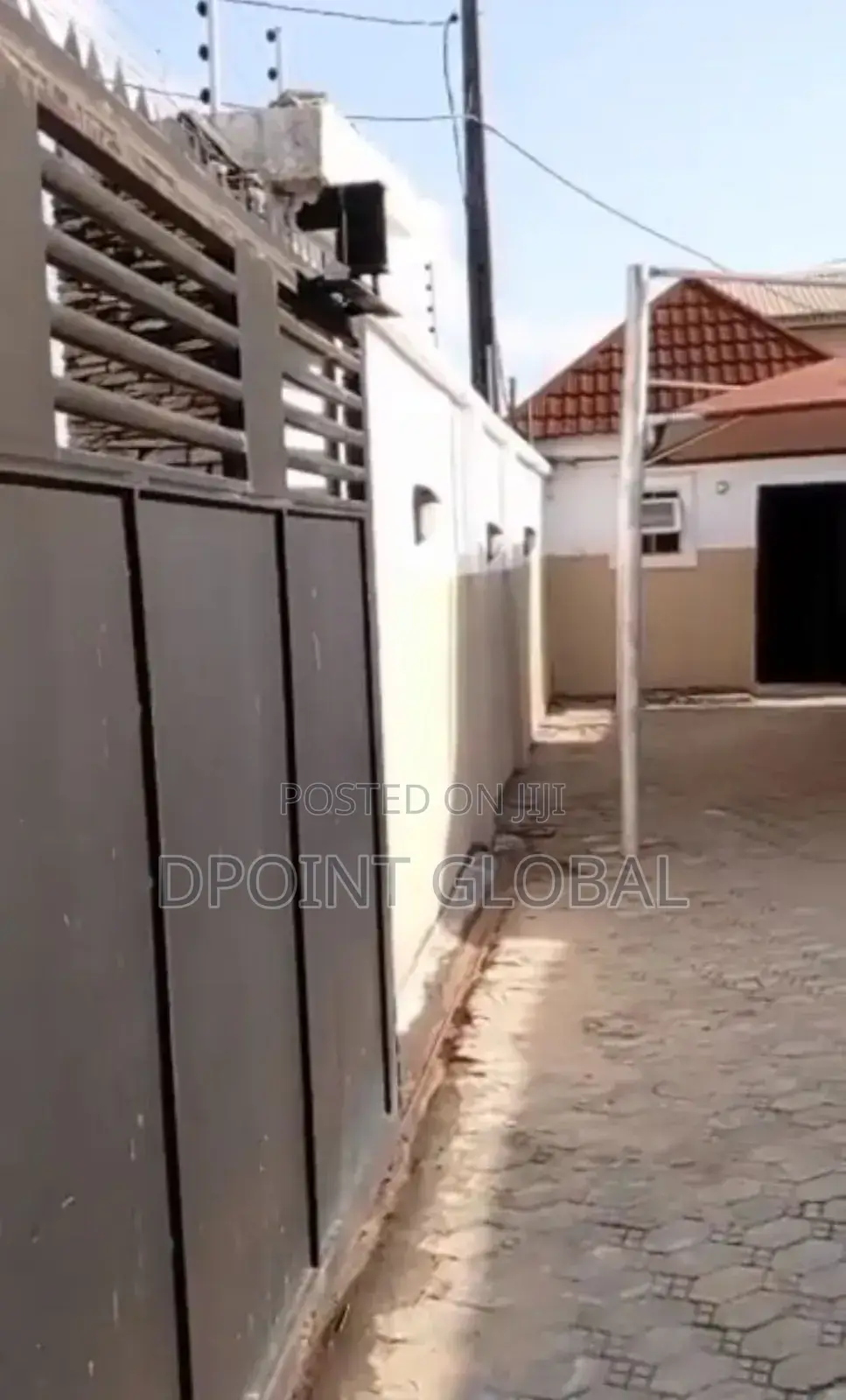 6bdrm Penthouse in Oke Ira for sale in Oke Ira / Ajah