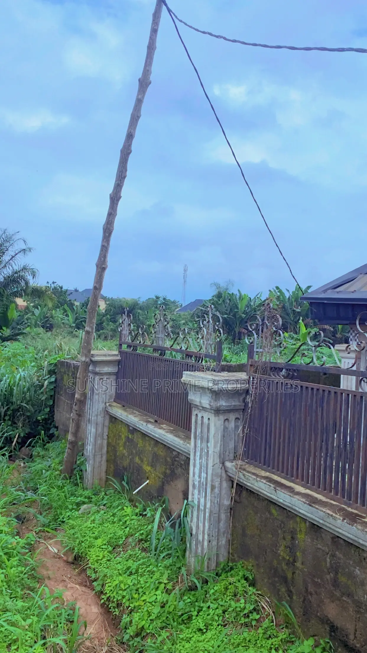 Distress Sales 1,789.45 SQM of Land(3 Plots ) Location: Oke-Odu in Akure