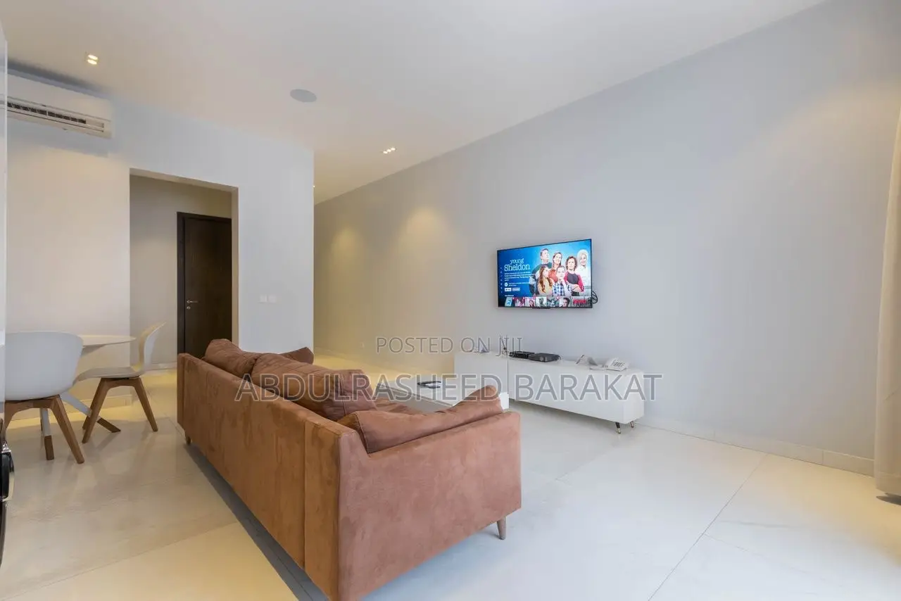 Luxury One Bedroom Apartment With Balcony in Lekki Phase 1