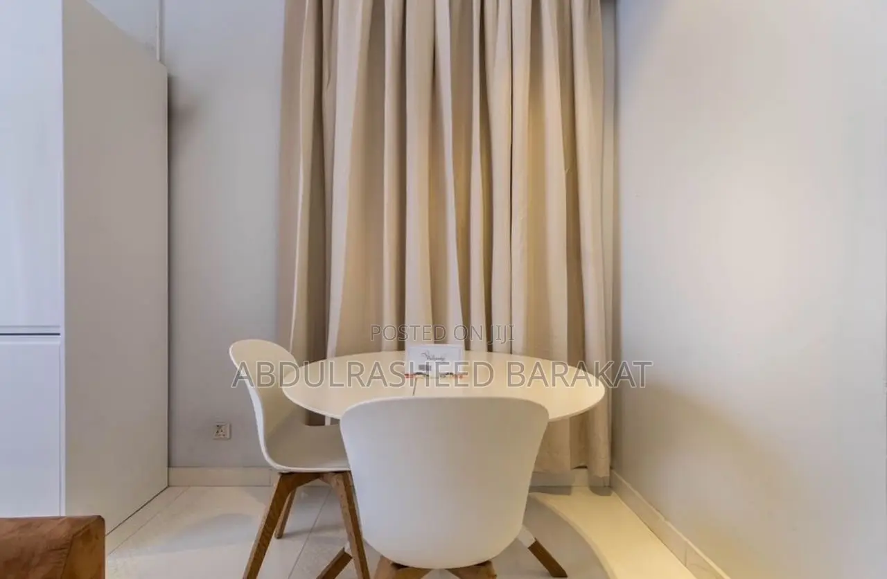 Luxury One Bedroom Apartment With Balcony in Lekki Phase 1