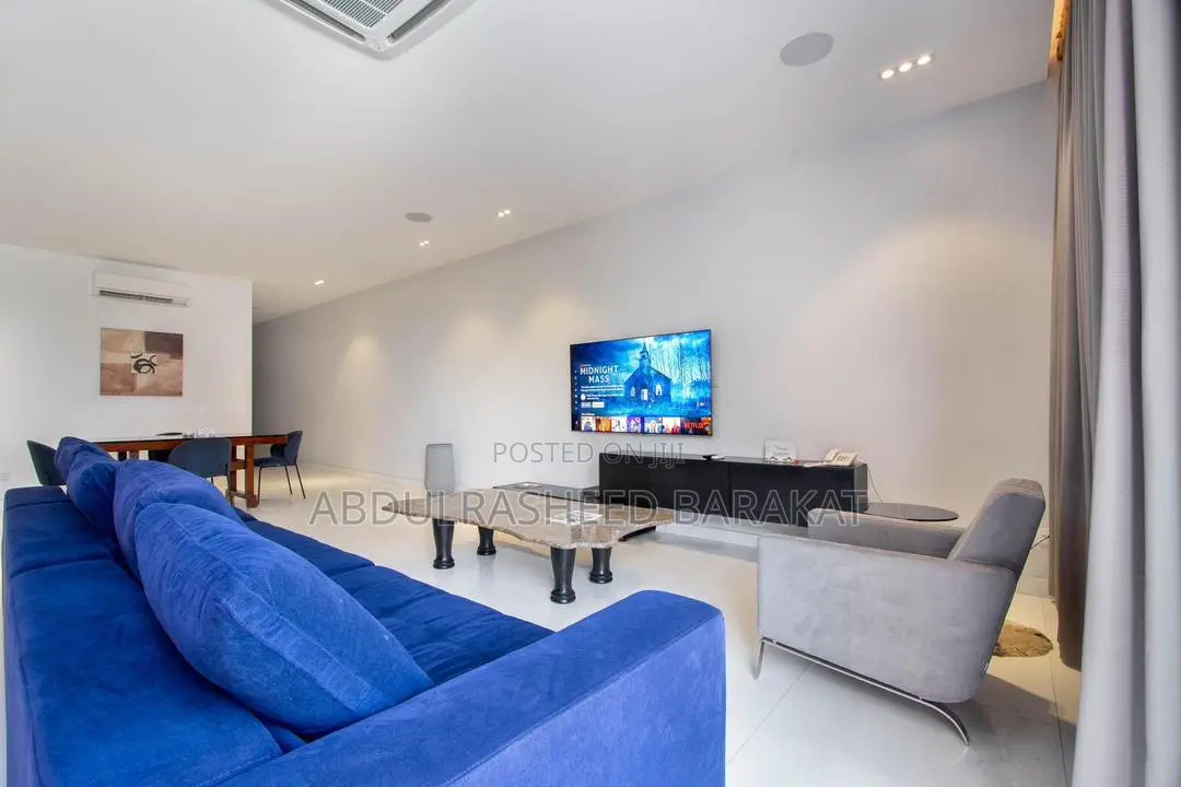 Luxurious Two Bedroom Penthouse With City View in Lekki Phase 1