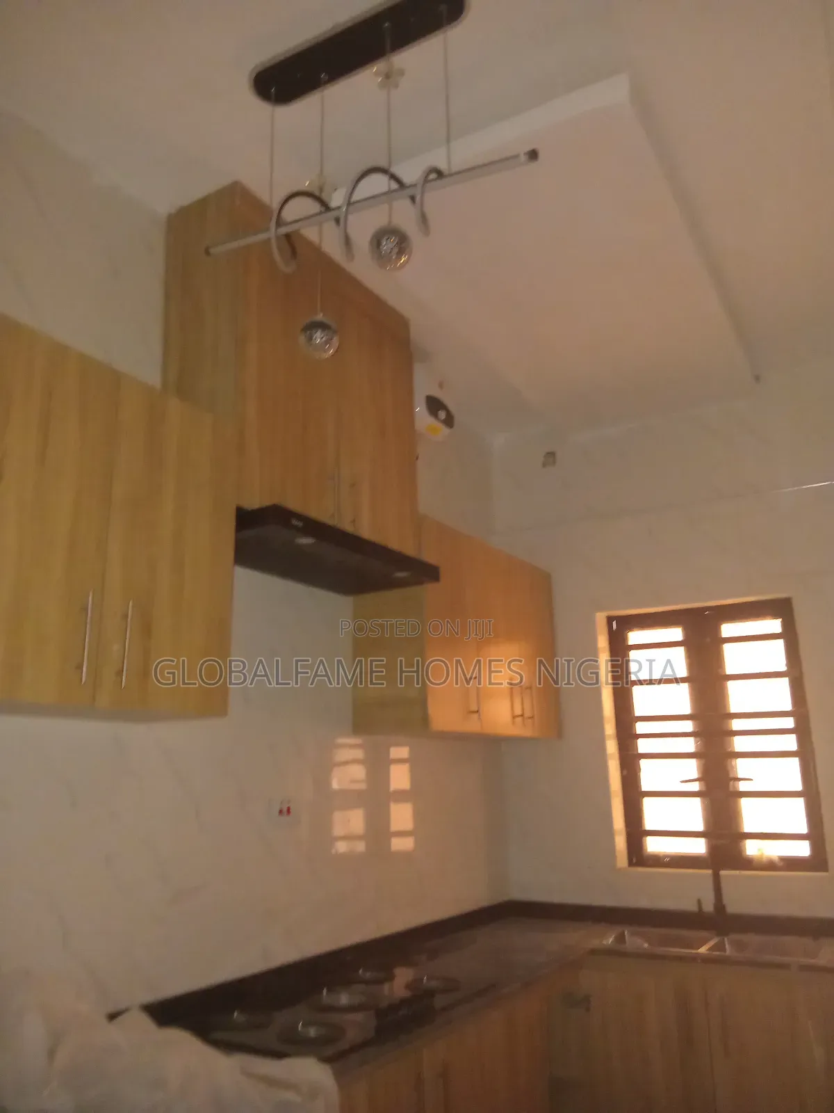 2bdrm Bungalow in By Paradise Estate for rent in Lakowe