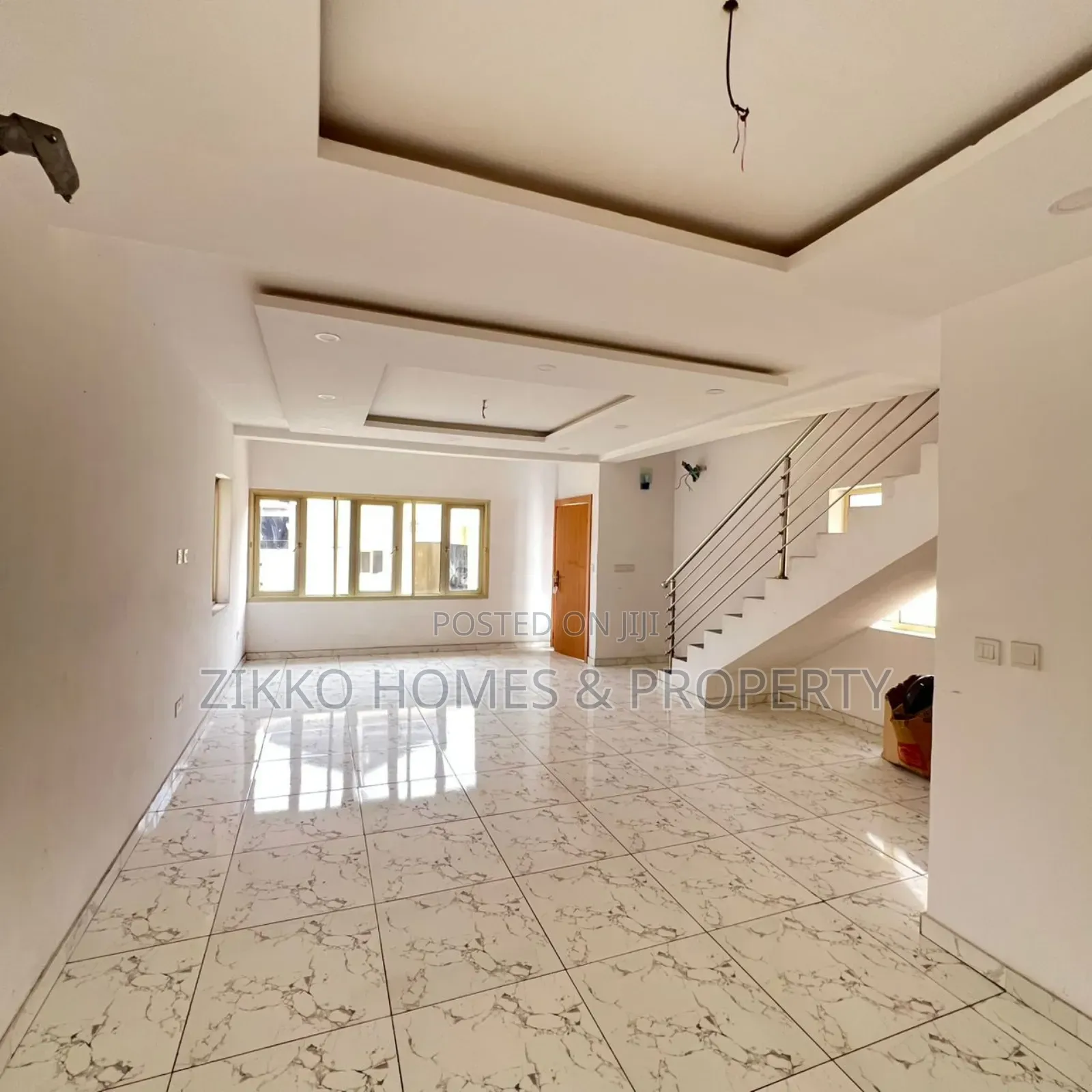 5bdrm Duplex in Agungi, Lekki for sale in Lekki