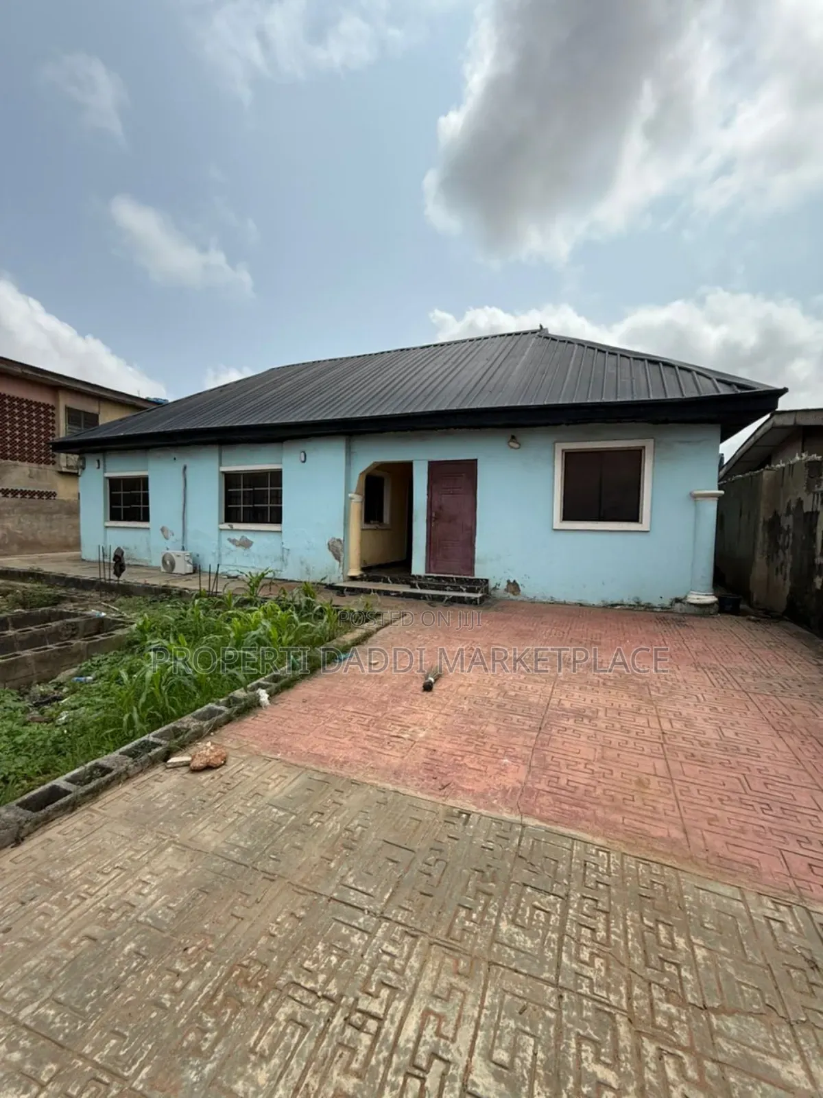 3bdrm Bungalow in Ayobo for sale in Ayobo