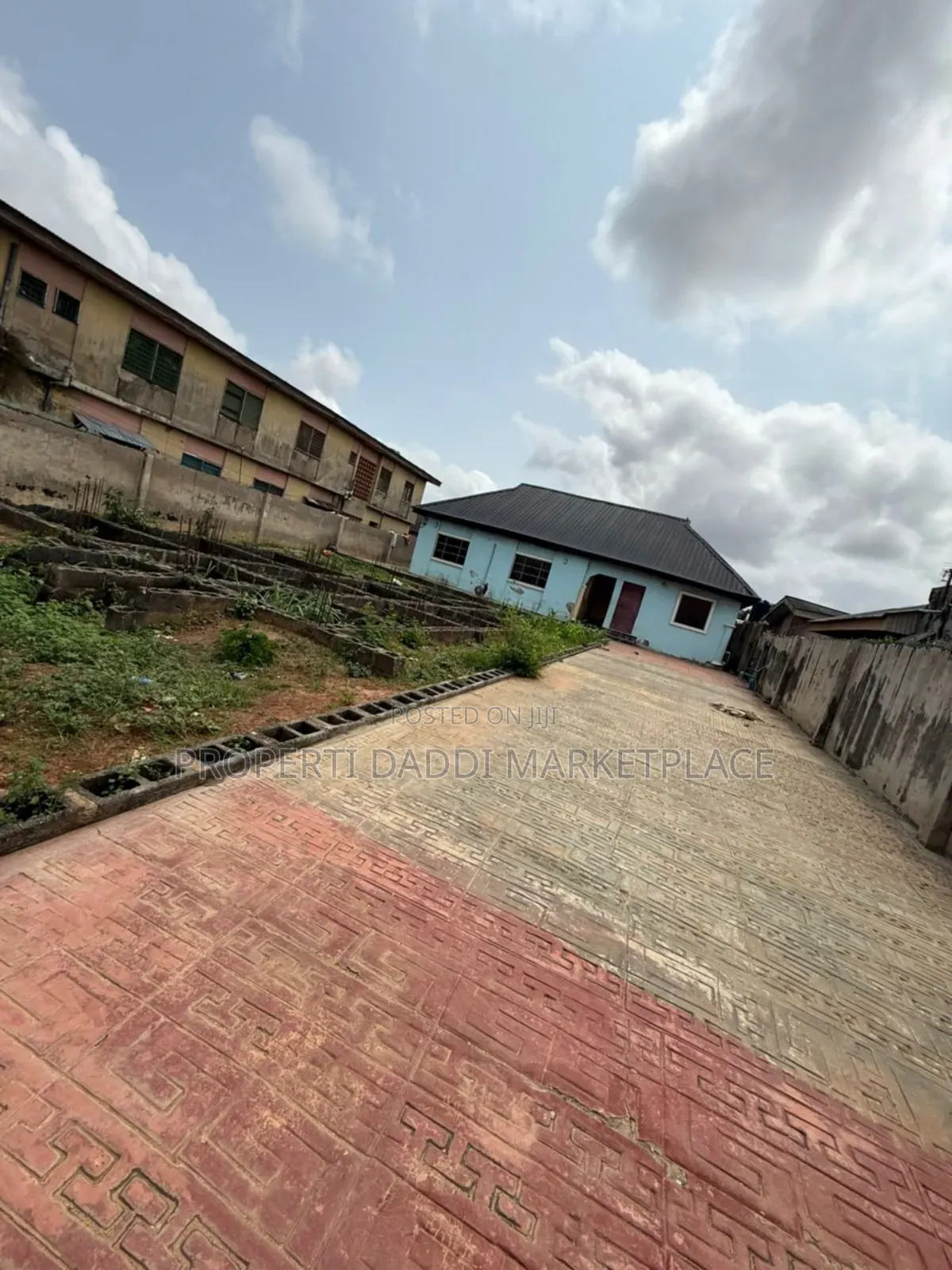 3bdrm Bungalow in Ayobo for sale in Ayobo