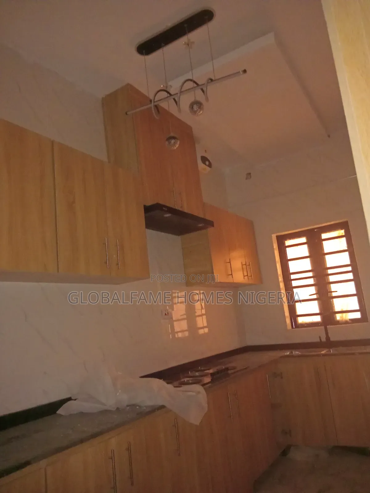 2bdrm Bungalow in By Paradise Estate for rent in Lakowe