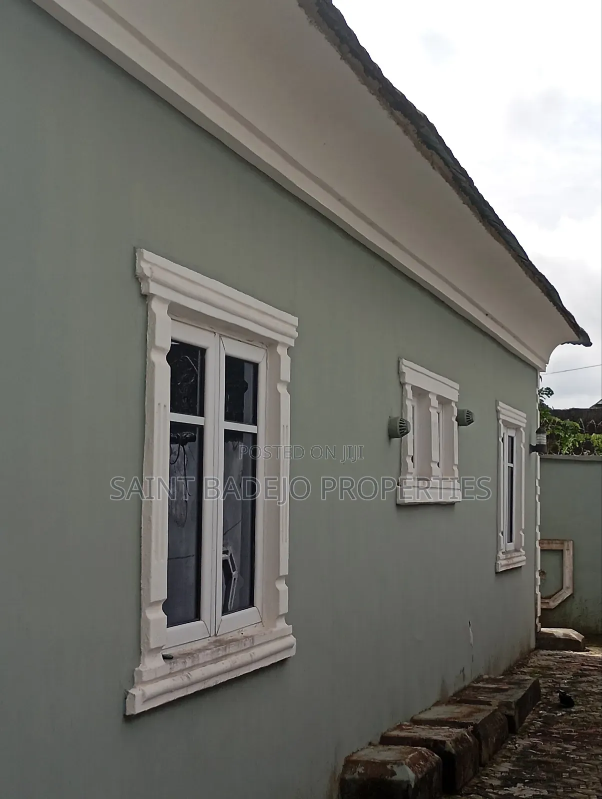 5bdrm Bungalow in Jakarifak Royal Palm, Gberigbe for sale in Gberigbe