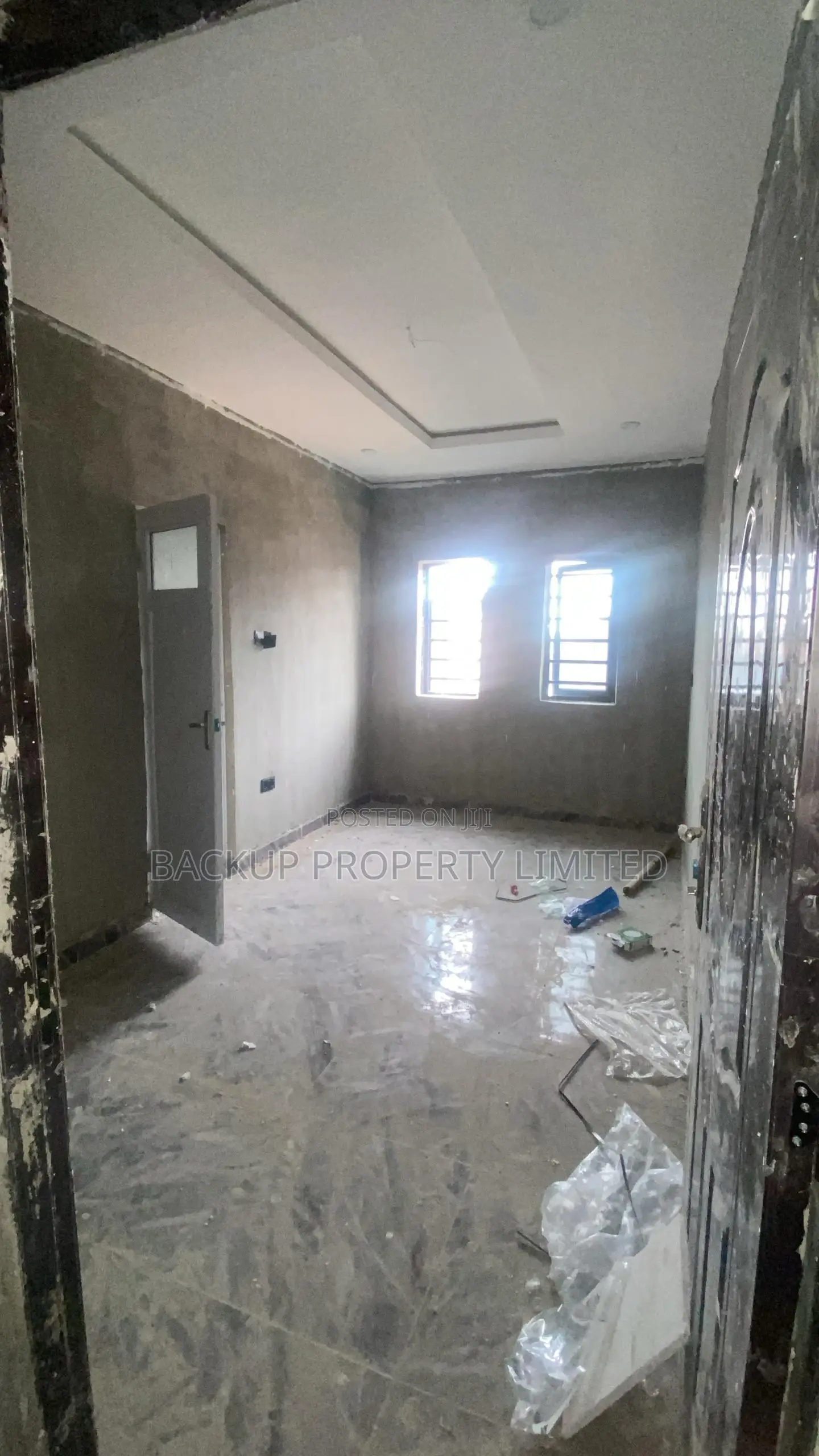 1bdrm Block of Flats in Onike Yaba for sale in Onike