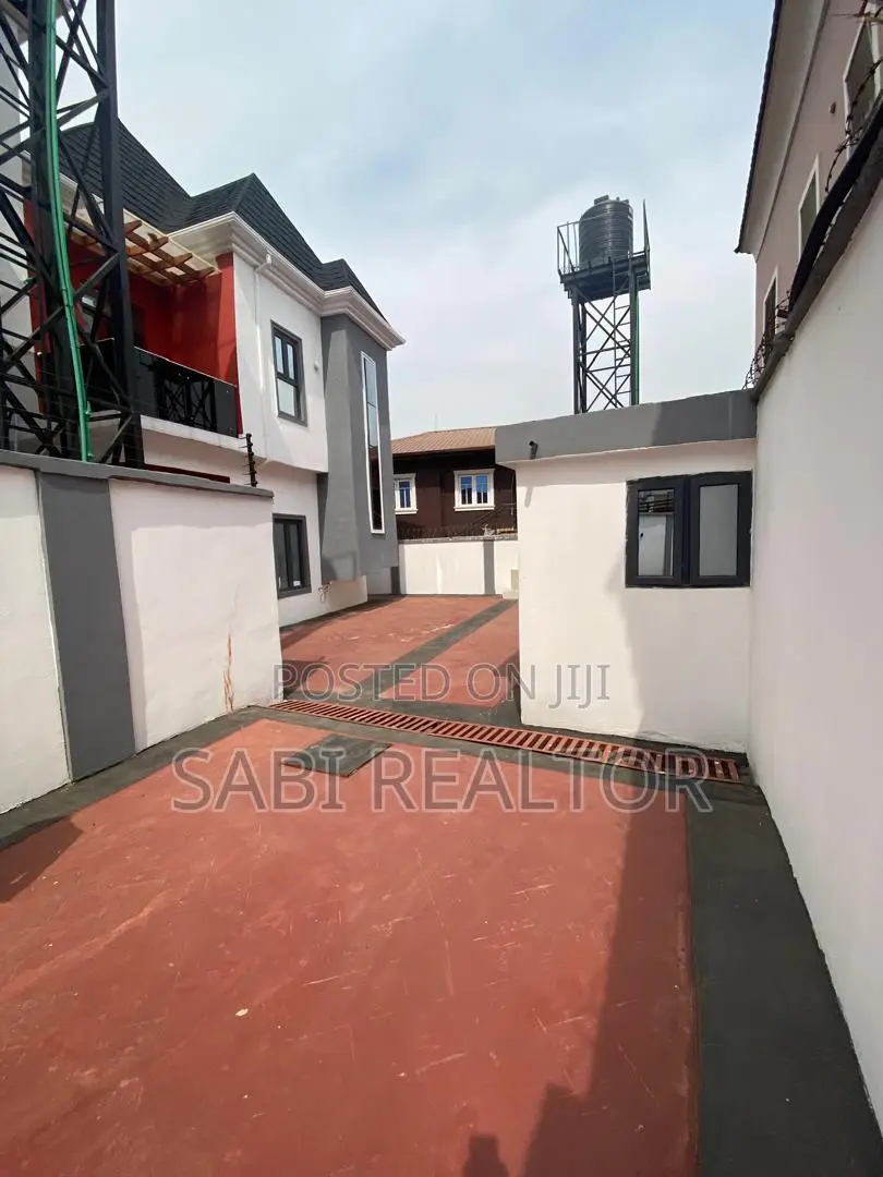 Furnished 5bdrm Duplex in Magodo, GRA Phase 1 for sale in GRA Phase 1