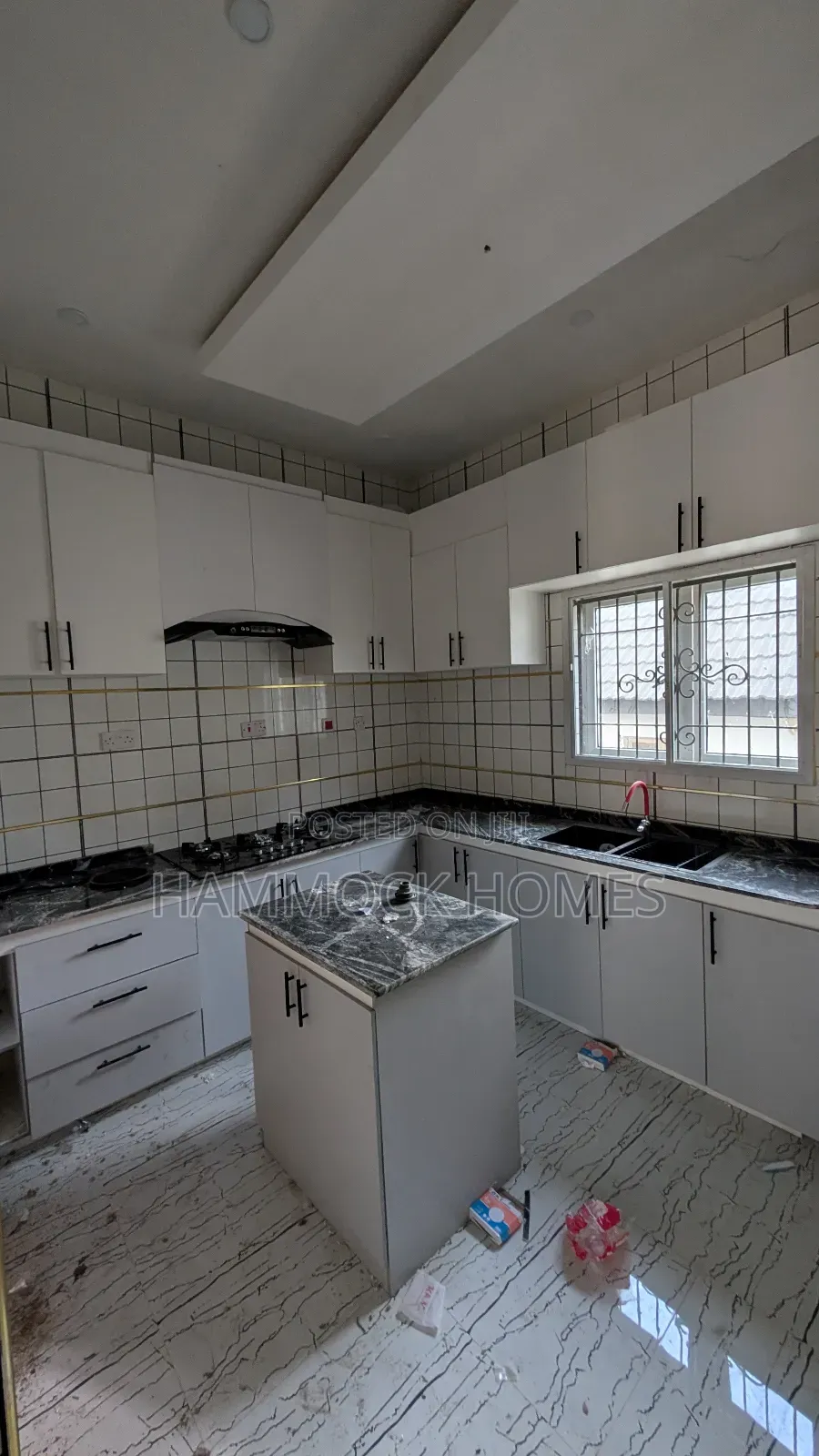 3bdrm Duplex in Kolapo Ishola Gra, Akobo for rent in Akobo