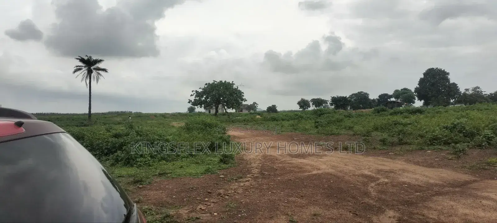 600sqm Plot in Idu by Train Station in Idu