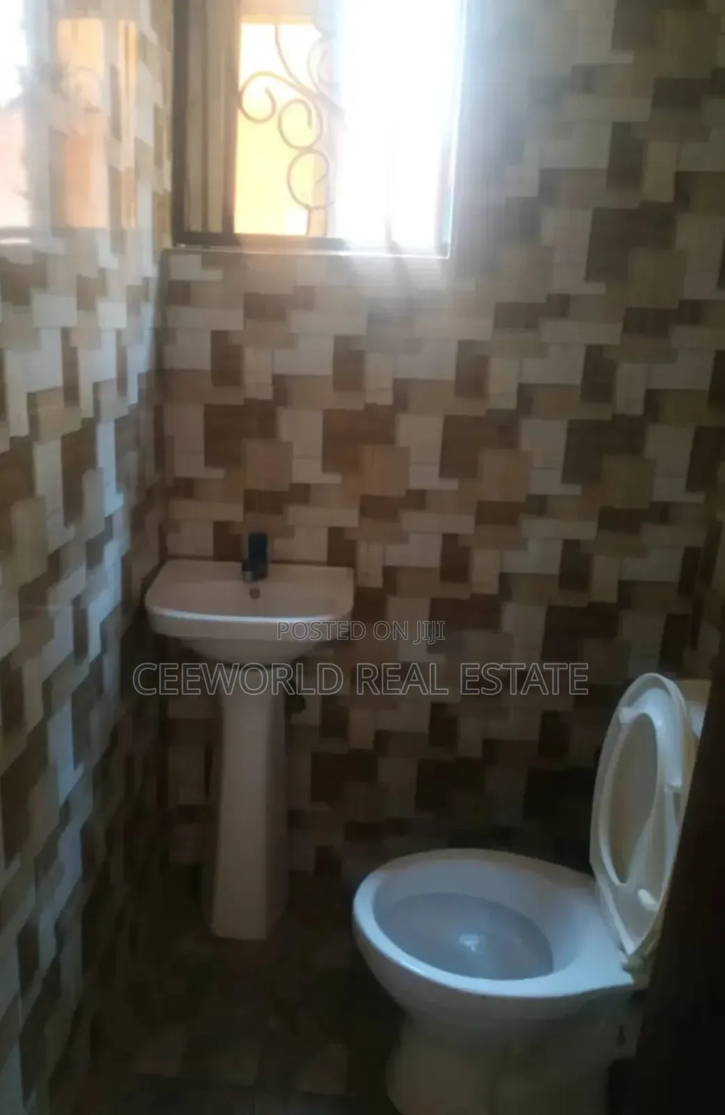 5bedroom Duplex at Bodija Estate Off at Aare Avenue With Rp Bq in Bodija