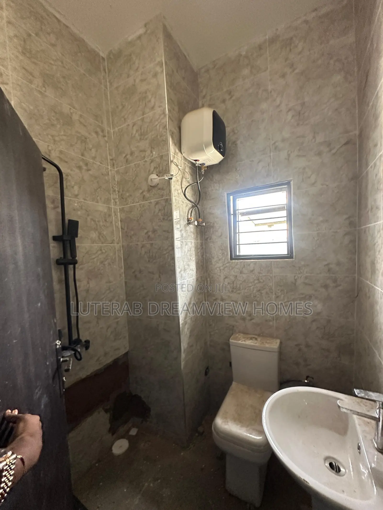 2bdrm Block of Flats in Jahi By Gilmor for rent in Jahi